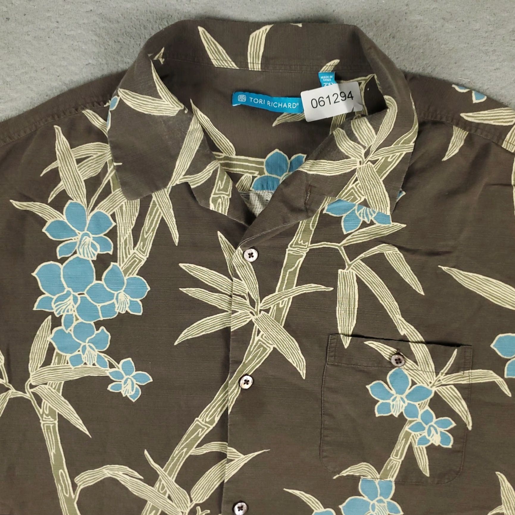 Tori Richard Tori Richard Shirt Mens 2XL Brown Floral Hawaiian Button Up Short Sleeve Casual Workwear Size US XXL / EU 58 / 5 - 2 Thumbnail