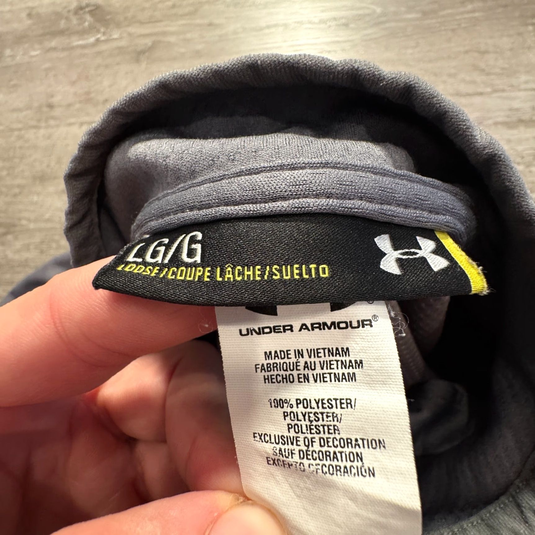Under Armour Under Armour Sweater Mens Large Gray Pullover 1/4 Zip Outdoor Polyester Blended Fabric Logo Activewear Casual Pull Over L Size US L / EU 52-54 / 3 - 3 Thumbnail