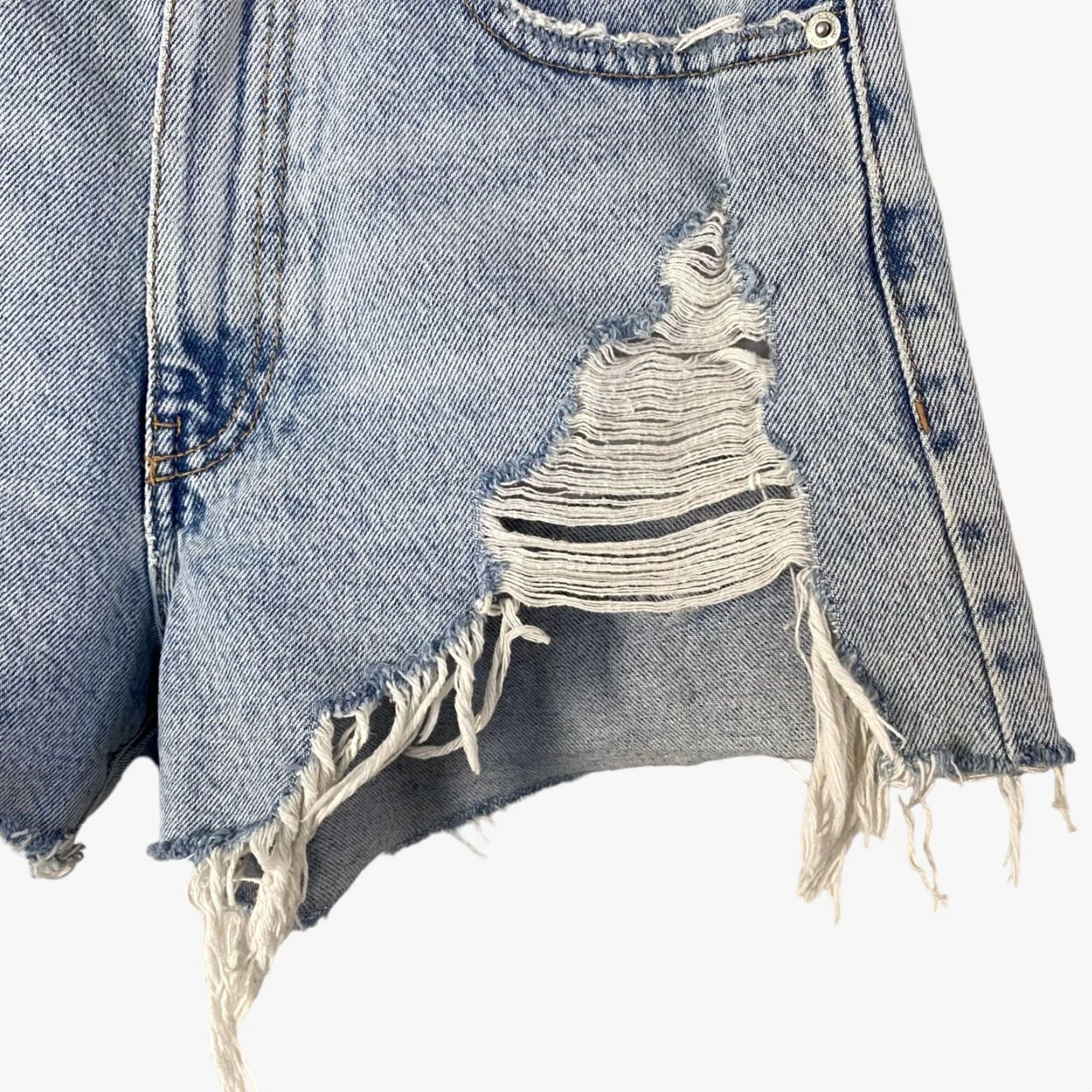 Zara Zara High-Waisted Distressed Jean Shorts Women's 00 Blue Cut Off Raw-Hem Womens Size 26" / US 2 / IT 38 - 6 Thumbnail