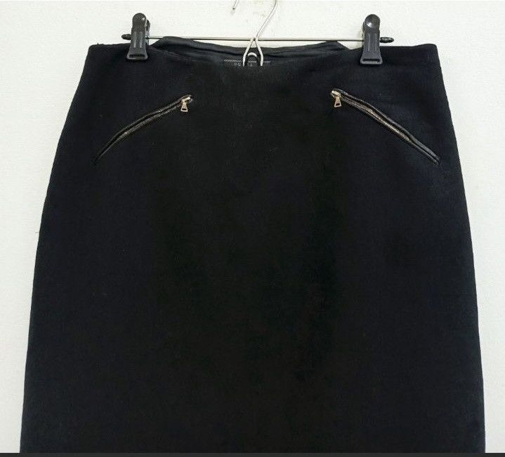 Prada Prada Straight Midi Wool Skirt with Leather Trim Black Size 32" / US 10 / IT 46 - 4 Thumbnail