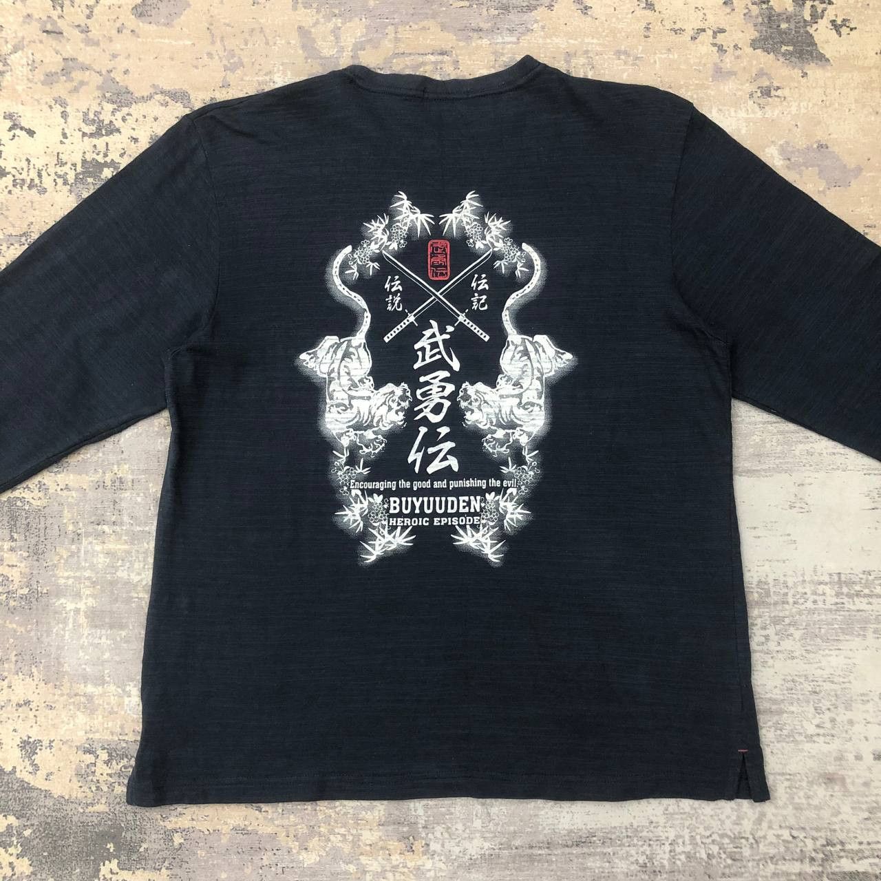 Anime × Japanese Brand T444 BUYUUDEN MANGA SERIES SAMURAI KATANA TEE Size US L / EU 52-54 / 3 - 2 Thumbnail