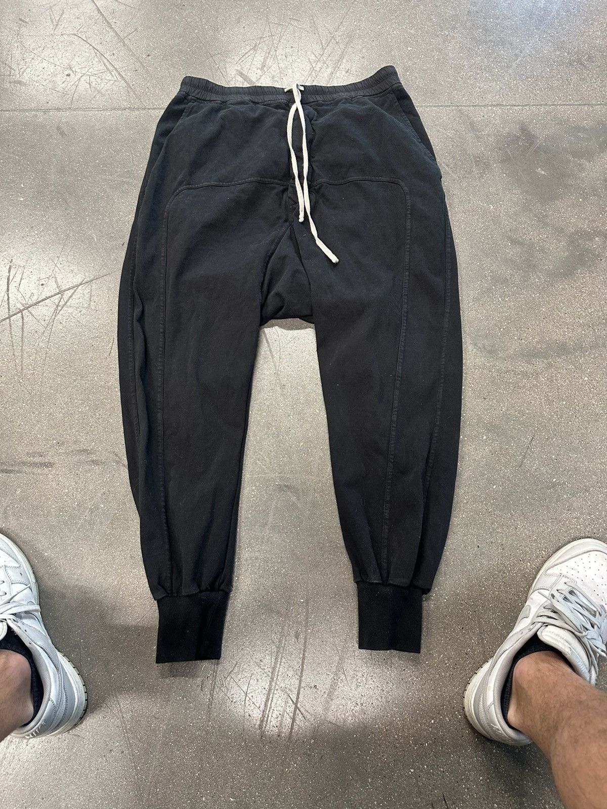 パンツ RICK OWENS PRISONNER DRAWSTIRING PANTS Men's Rick Owens DRKSHDW 'Prisoner Drawstring' Black