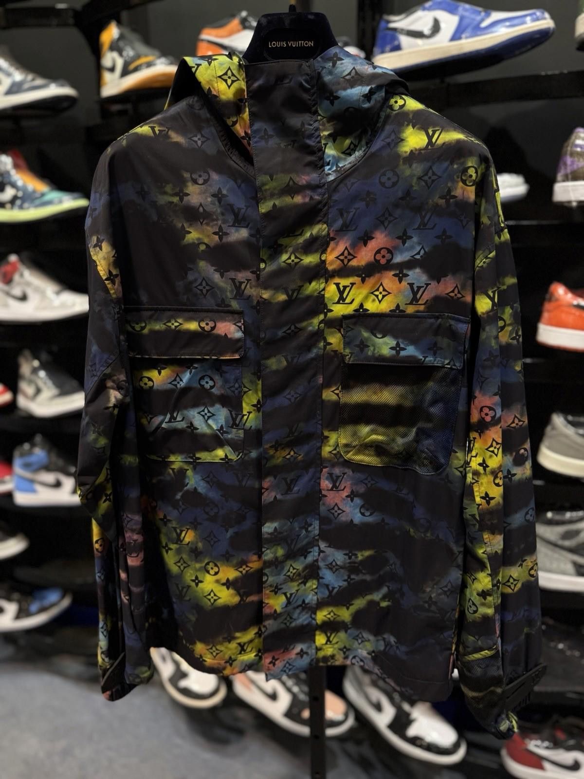 Louis Vuitton Louis Vuitton Monogram Reversible Windbreaker $3300 (48) Size US L / EU 52-54 / 3 - 2 Thumbnail