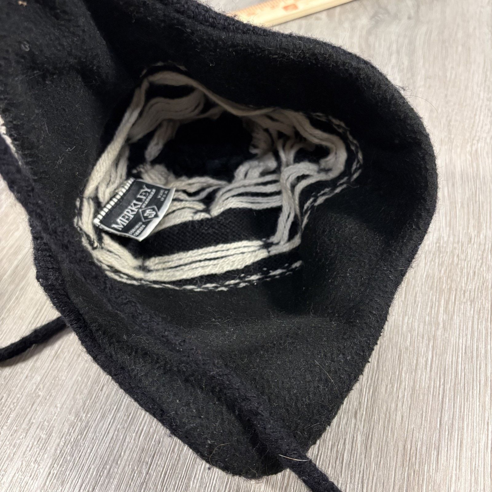 & Other Stories Merkley Unisex Beanie Hat 100% Virgin Wool Fair Black OS Size ONE SIZE - 5 Thumbnail