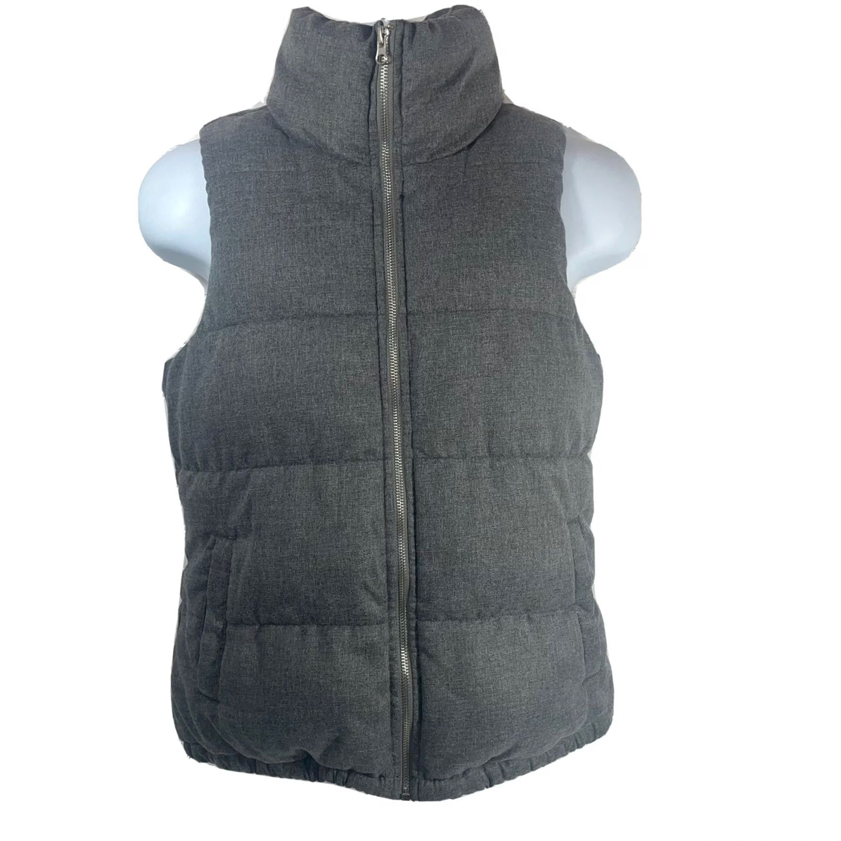 Old Navy Old Navy Women's Quilted Vest - Gray - Small - High Neck Zip - 19-24 in Chest Size S / US 4 / IT 40 - 2 Thumbnail