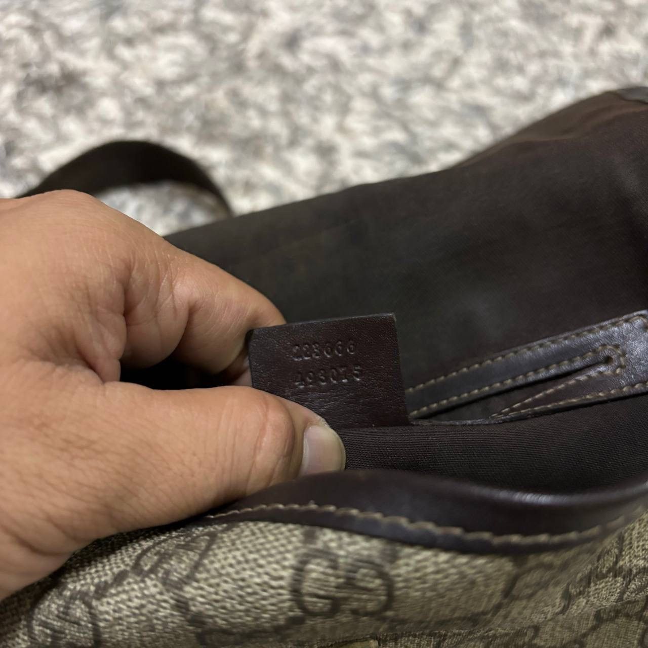 Gucci Vintage Gucci GG Supreme Small Messenger Bag Crossbody Italy Size ONE SIZE - 13 Thumbnail