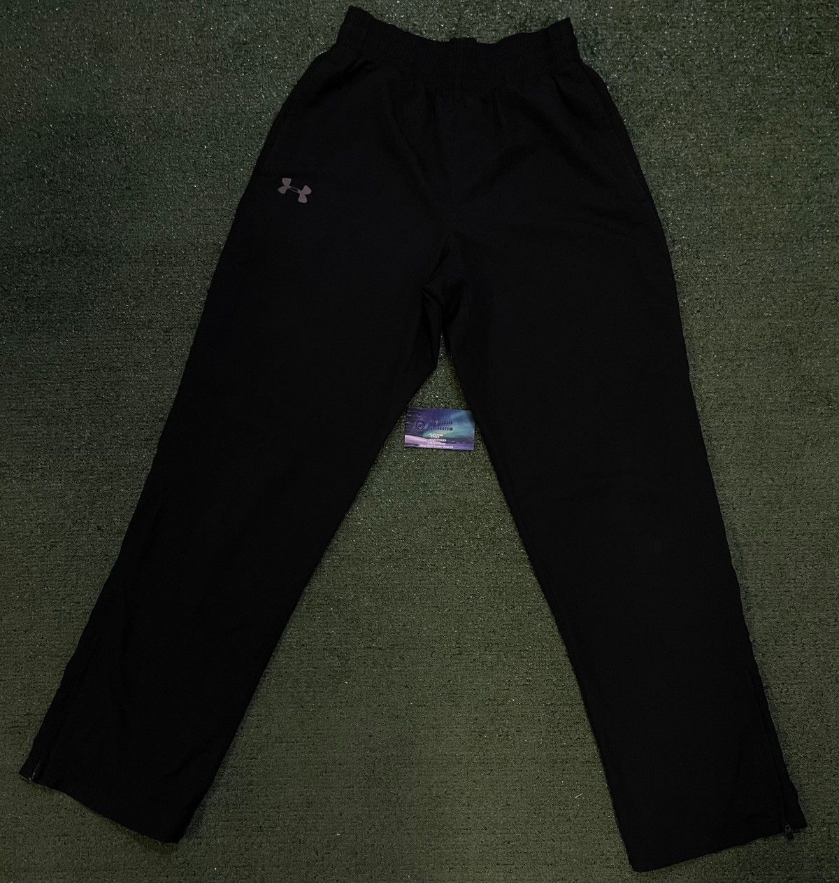 Under Armour Under Armour straight leg black pants Size US 34 / EU 50 - 1 Thumbnail