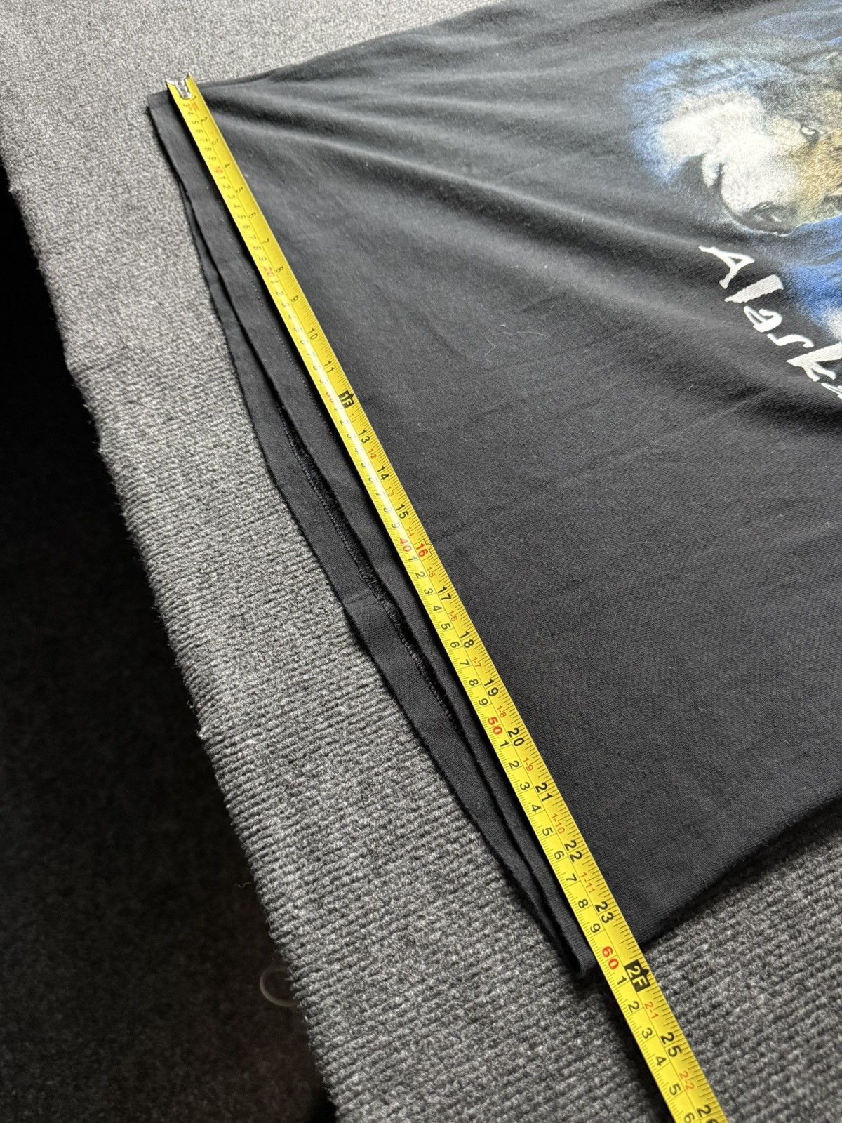 Vintage 00s Y2K Wolf Graphic Tee Alaska USA Nature Print Black Size US XL / EU 56 / 4 - 17 Thumbnail