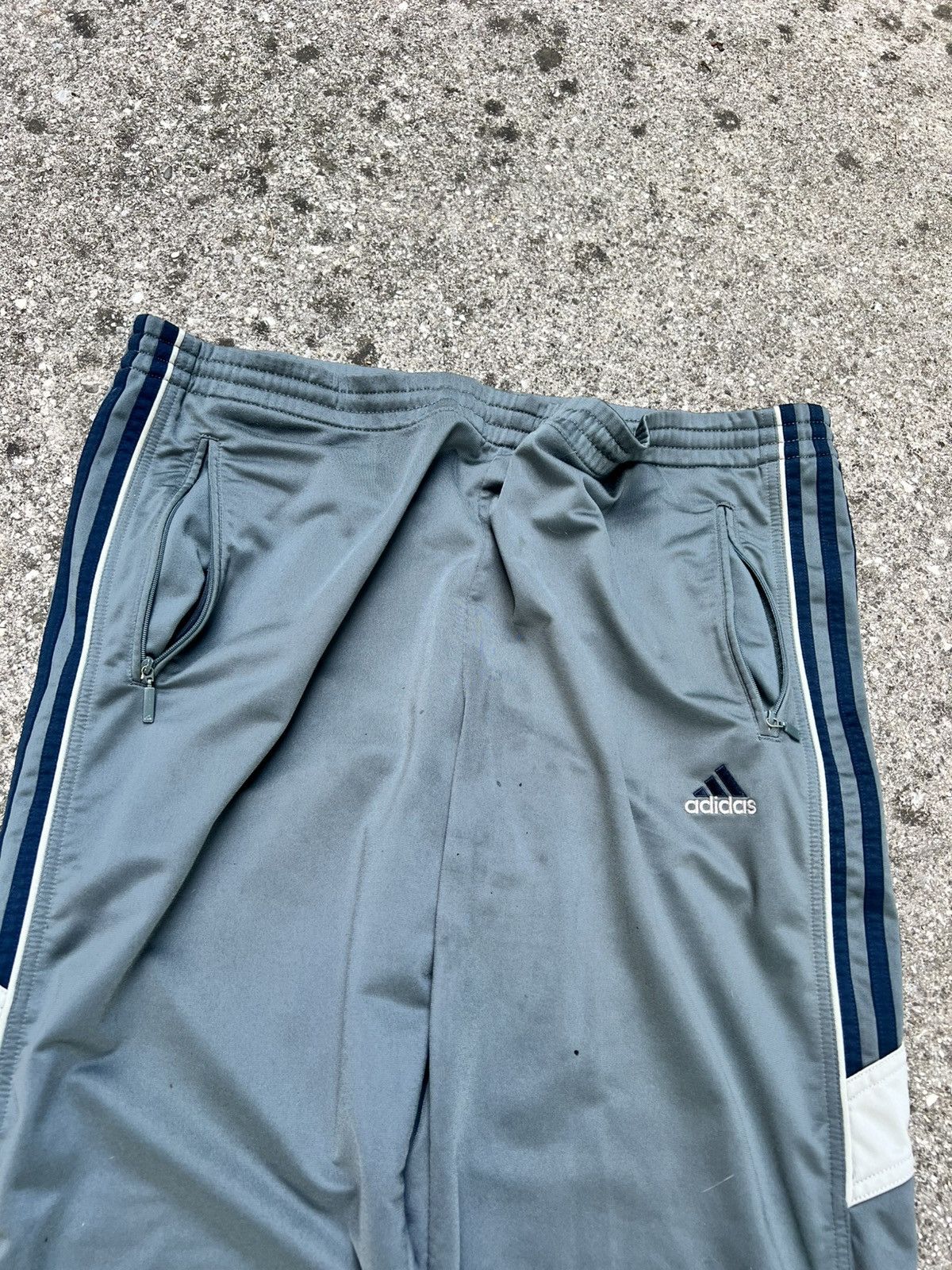 Adidas 90’s Adidas vintage trackpants (XL) Size US 34 / EU 50 - 4 Thumbnail