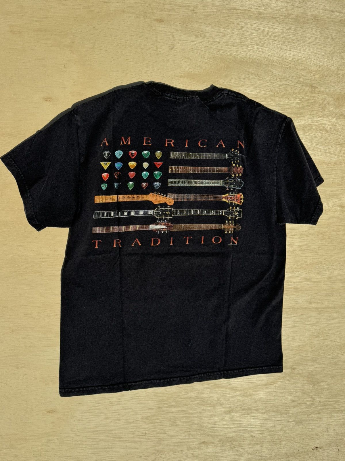 Band Tees × Vintage 1999 Guitar Flag Vintage 90’s Rock Band T-Shirt Size US L / EU 52-54 / 3 - 1 Thumbnail