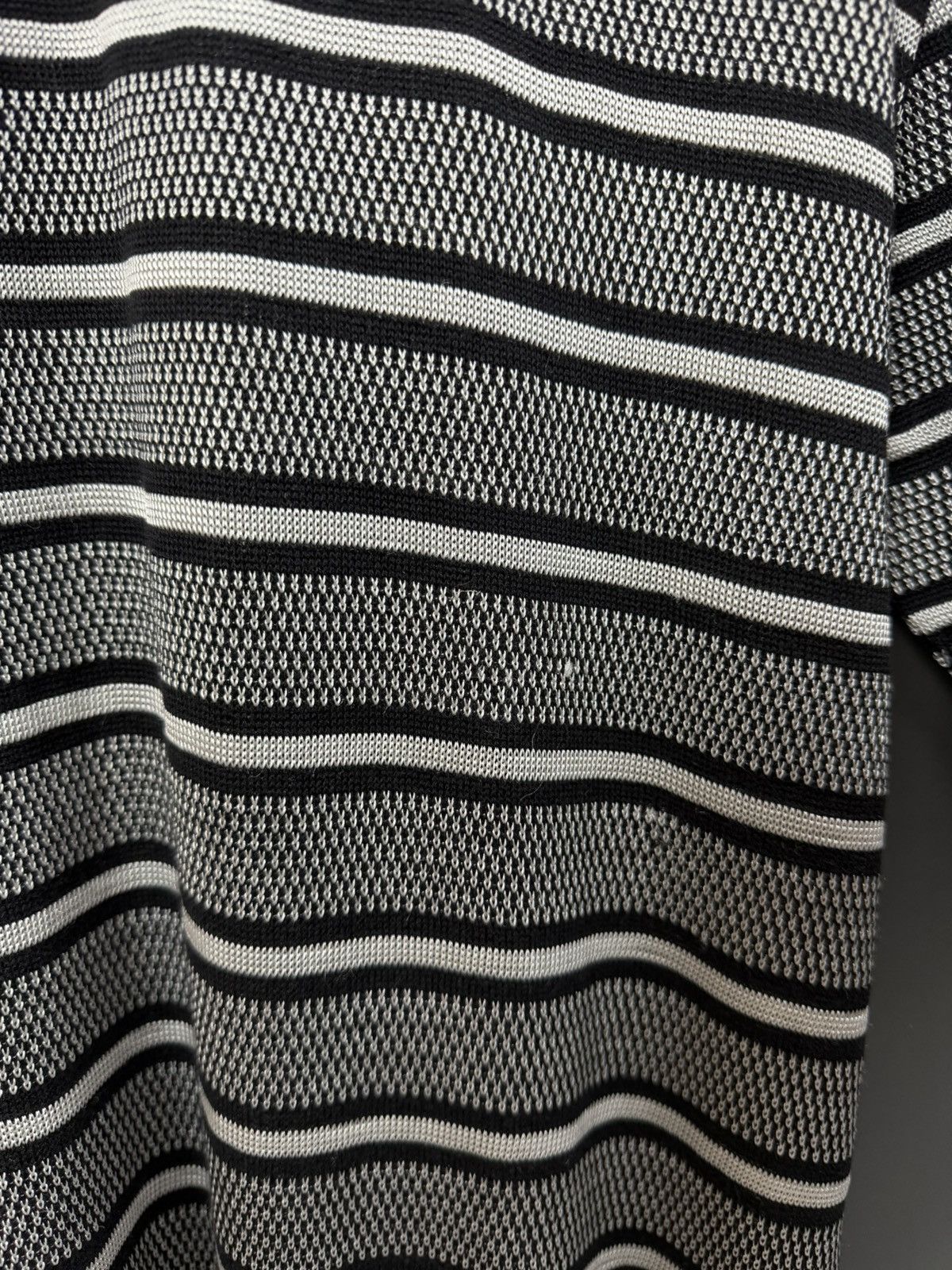 Versace Vintage Versace Classic V2 Knit Polo Shirt Size M Size US M / EU 48-50 / 2 - 15 Thumbnail