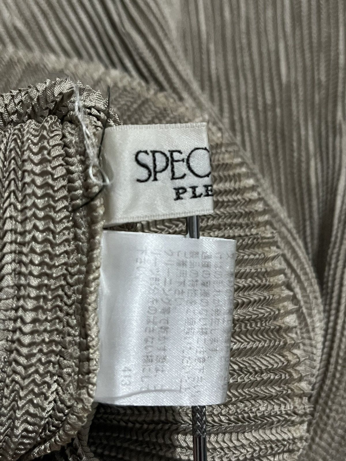 Japanese Brand Specchio Pleats please Size ONE SIZE - 3 Thumbnail