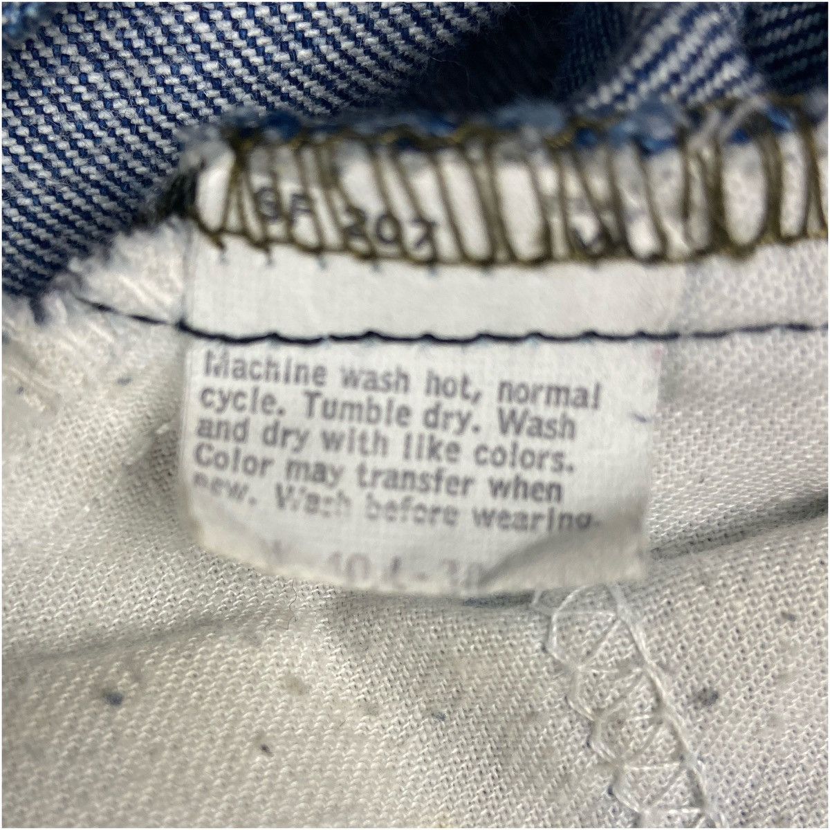 Levi's Vintage Levi’s 20517 Made in USA – 1986 Orange Tab Size US 40 / EU 56 - 14 Thumbnail