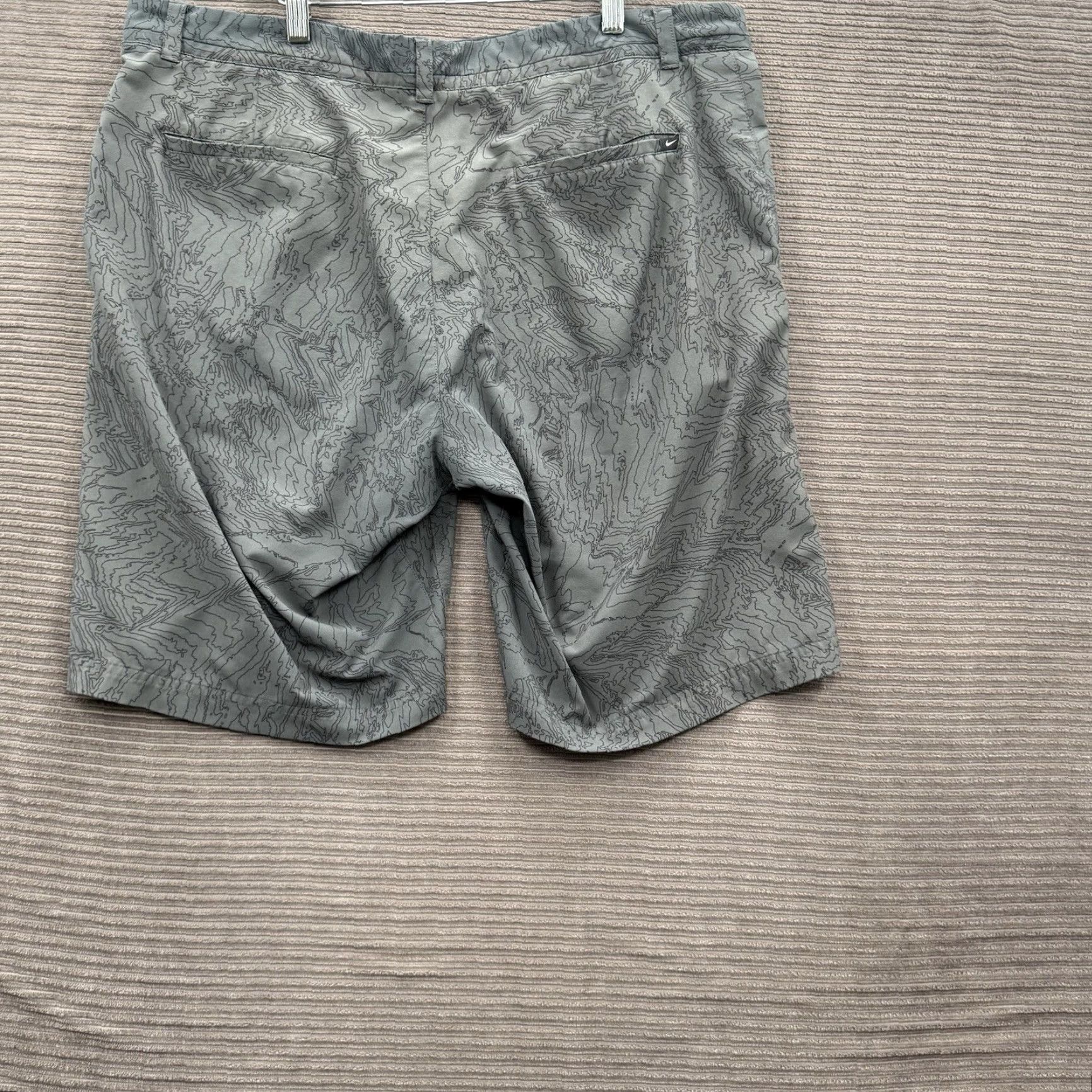 Nike Nike Dri-Fit Golf Shorts Men 38 Gray Topographic Print Polyester Spandex Golfing Shorts Size US 38 / EU 54 - 2 Thumbnail