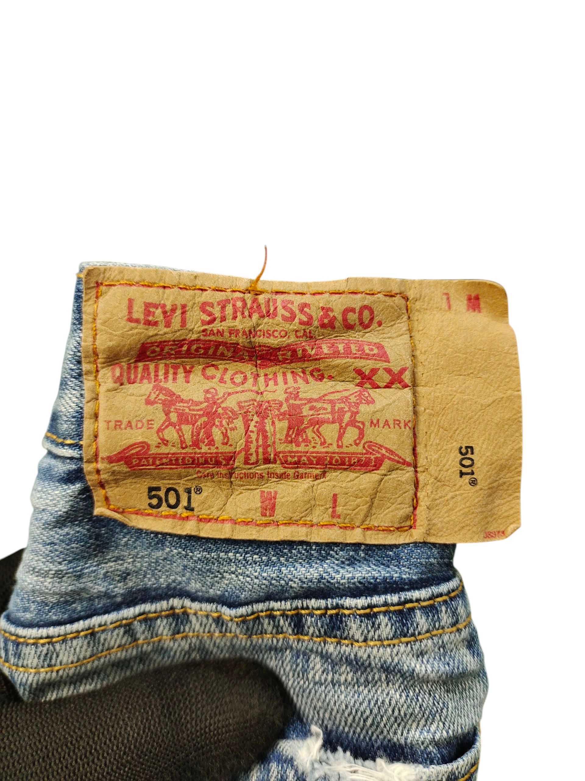 Levi's Vintage Levis 501 Clawmark Distress Jeans Hedi Slimane Size US 30 / EU 46 - 11 Thumbnail