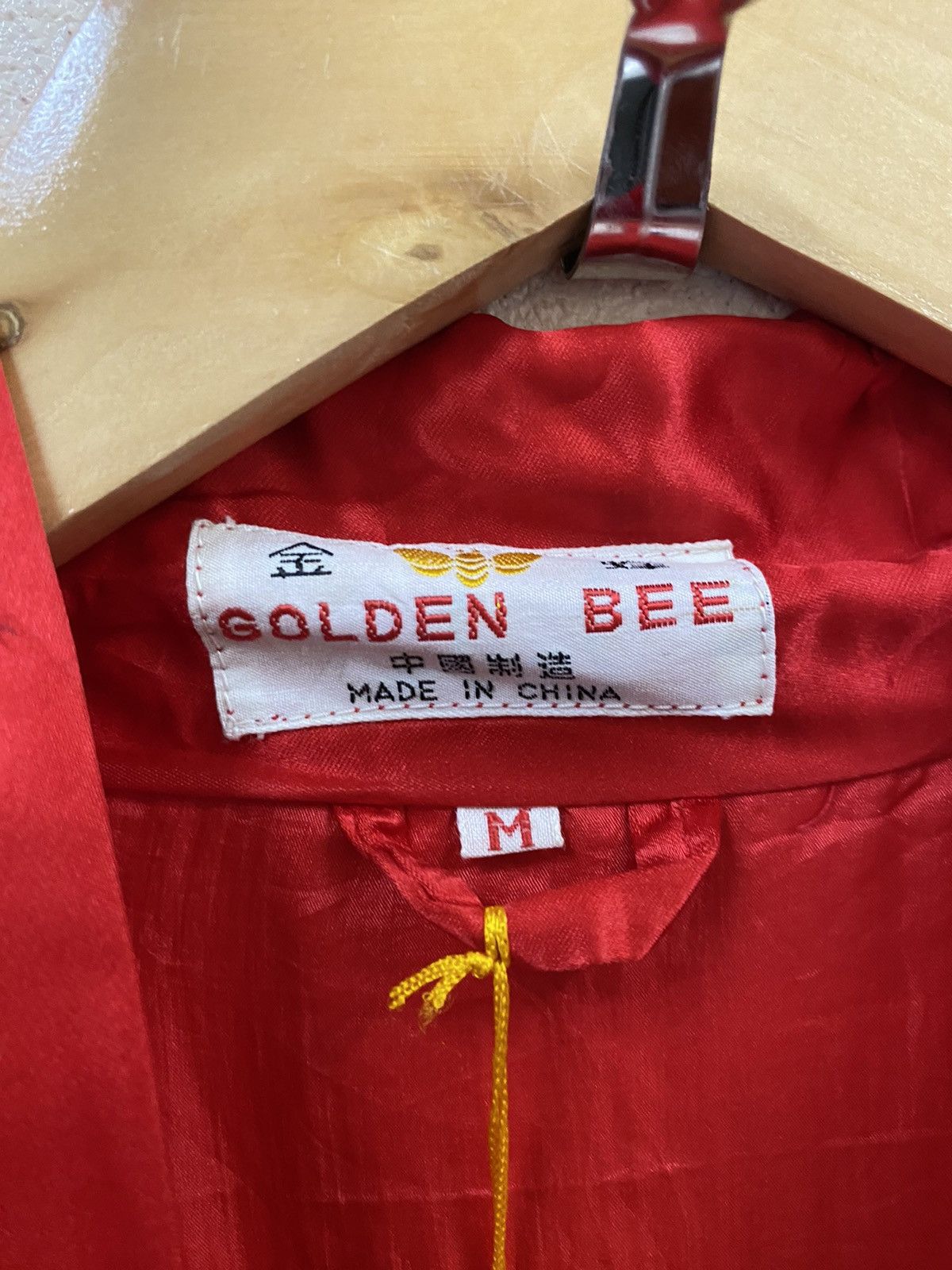 Japanese Brand Vintage Golden Bee Red Satin Kimono Robe Gold Dragon Size US L / EU 52-54 / 3 - 8 Thumbnail