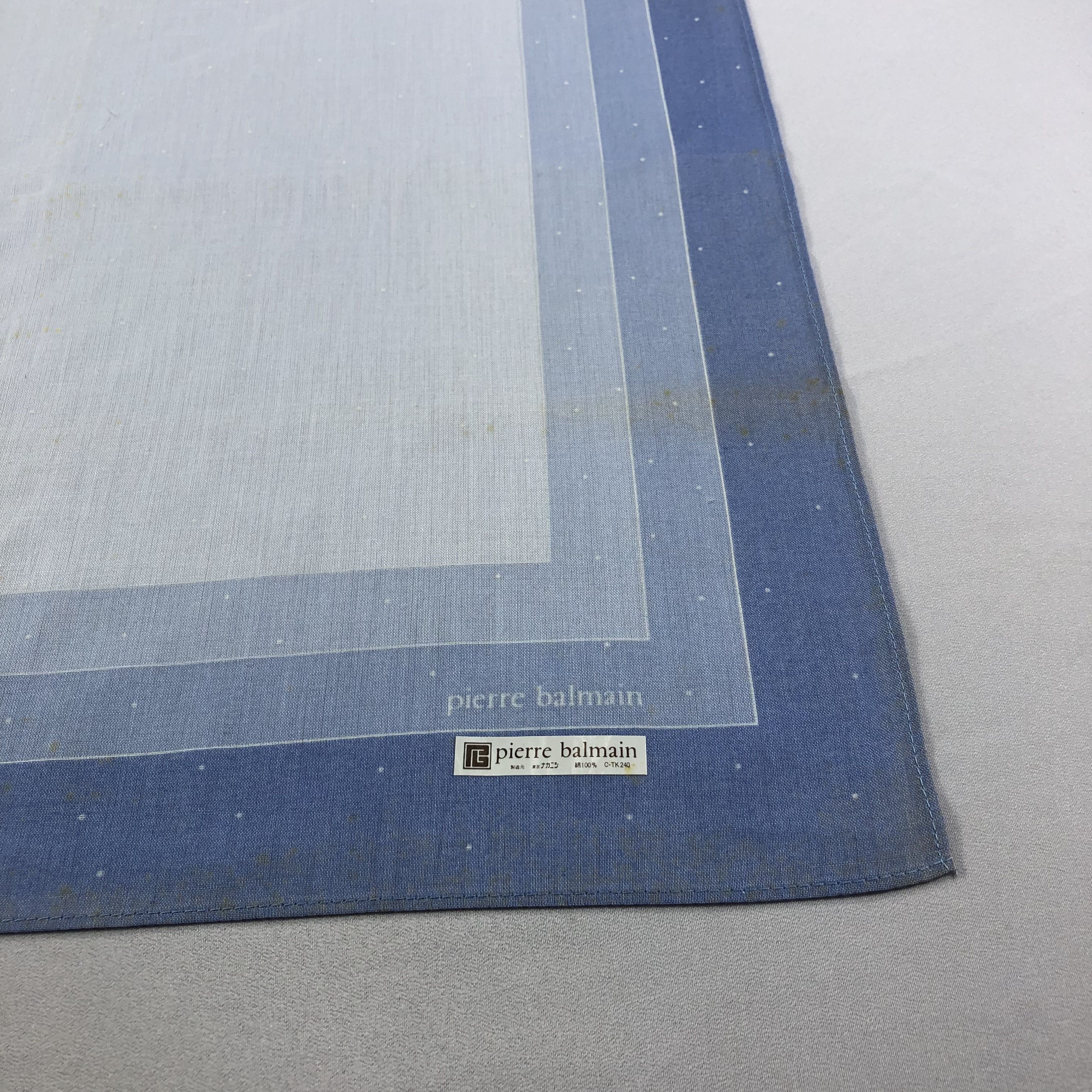 Pierre Balmain × Vintage Pierre Balmain Handkerchief Neckerchief Bandana H1576 Size ONE SIZE - 5 Thumbnail