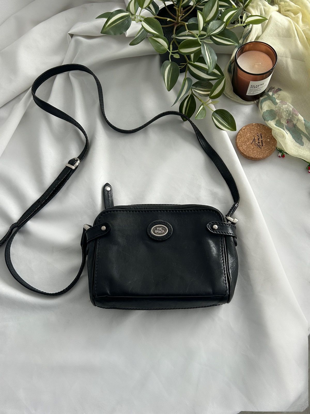 Vintage The Bridge Classic Black Leather Bag Size ONE SIZE - 4 Thumbnail