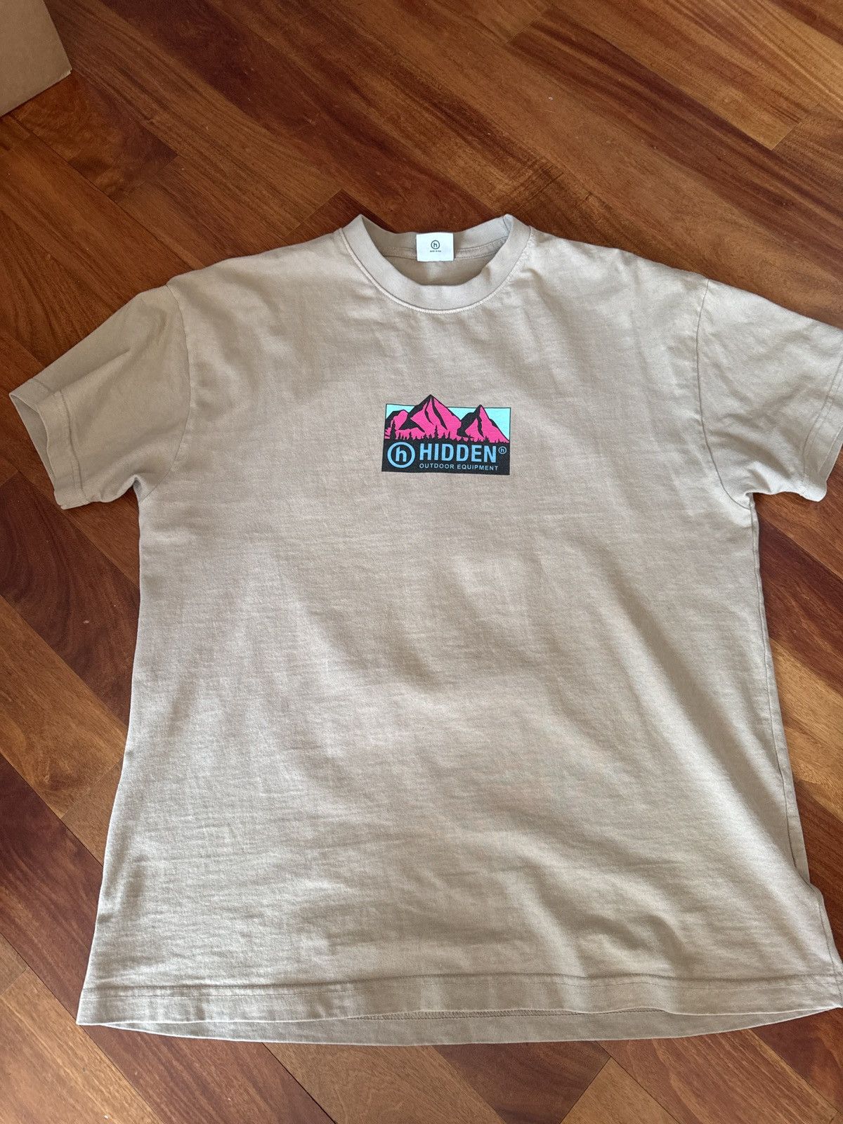 HIDDEN HIDDEN Outdoor Equipment T-shirt Size US L / EU 52-54 / 3 - 1 Thumbnail