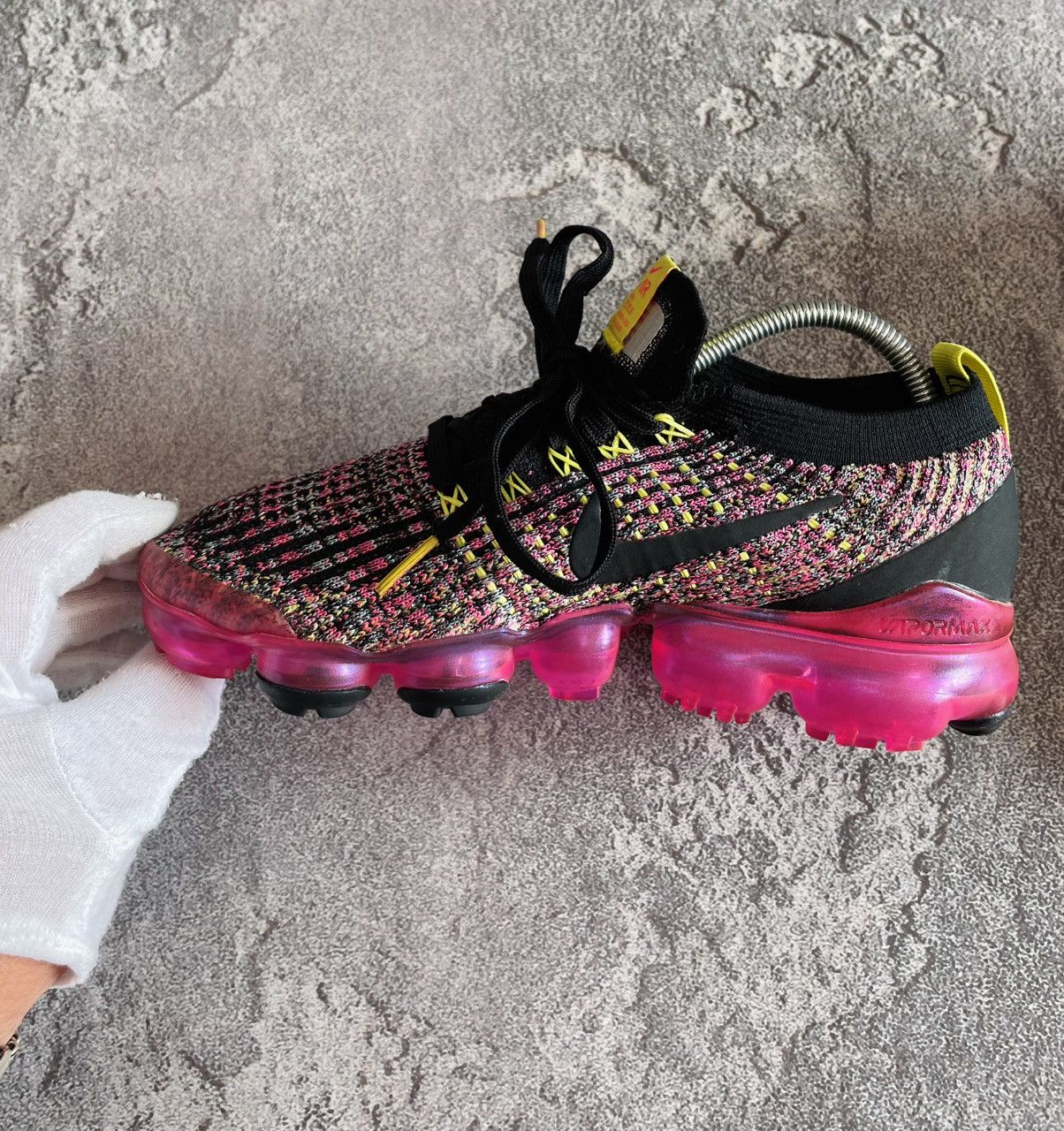 Nike Air VaporMax Flyknit Wmns Size US Black Pink Blast
