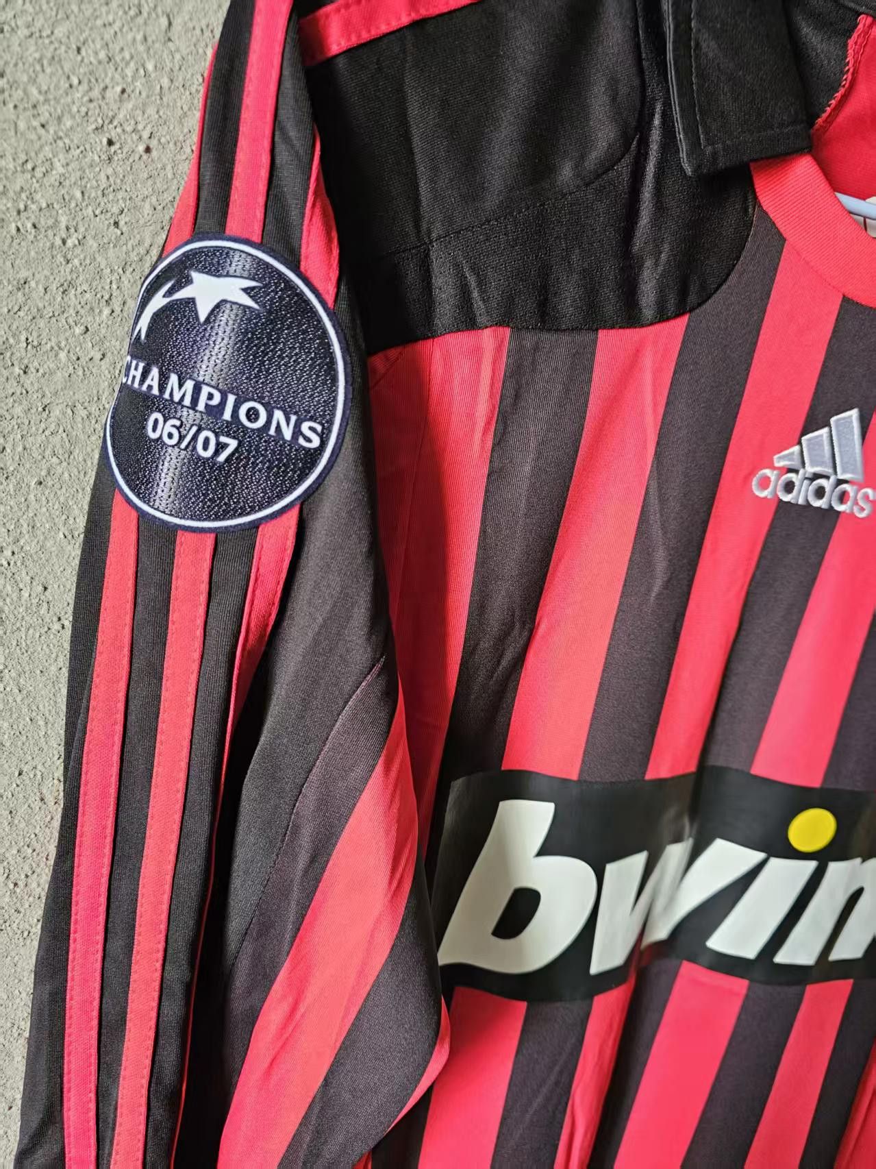 Other Vintage AC Milan #22 Kaka Jersey Longsleeve Size US L / EU 52-54 / 3 - 4 Thumbnail