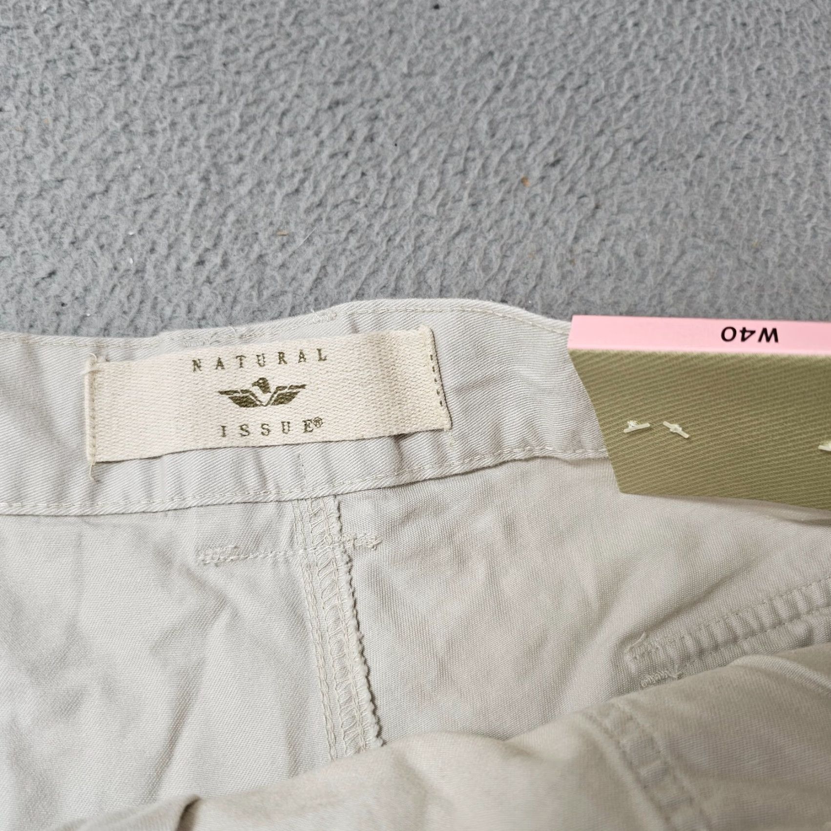 Vintage Natural Issue Shorts Mens 40 Stone Beige Cotton Cargo 7" Inseam Chinos Outdoor Golf Slim Regular Waist 40 Size US 40 / EU 56 - 2 Thumbnail