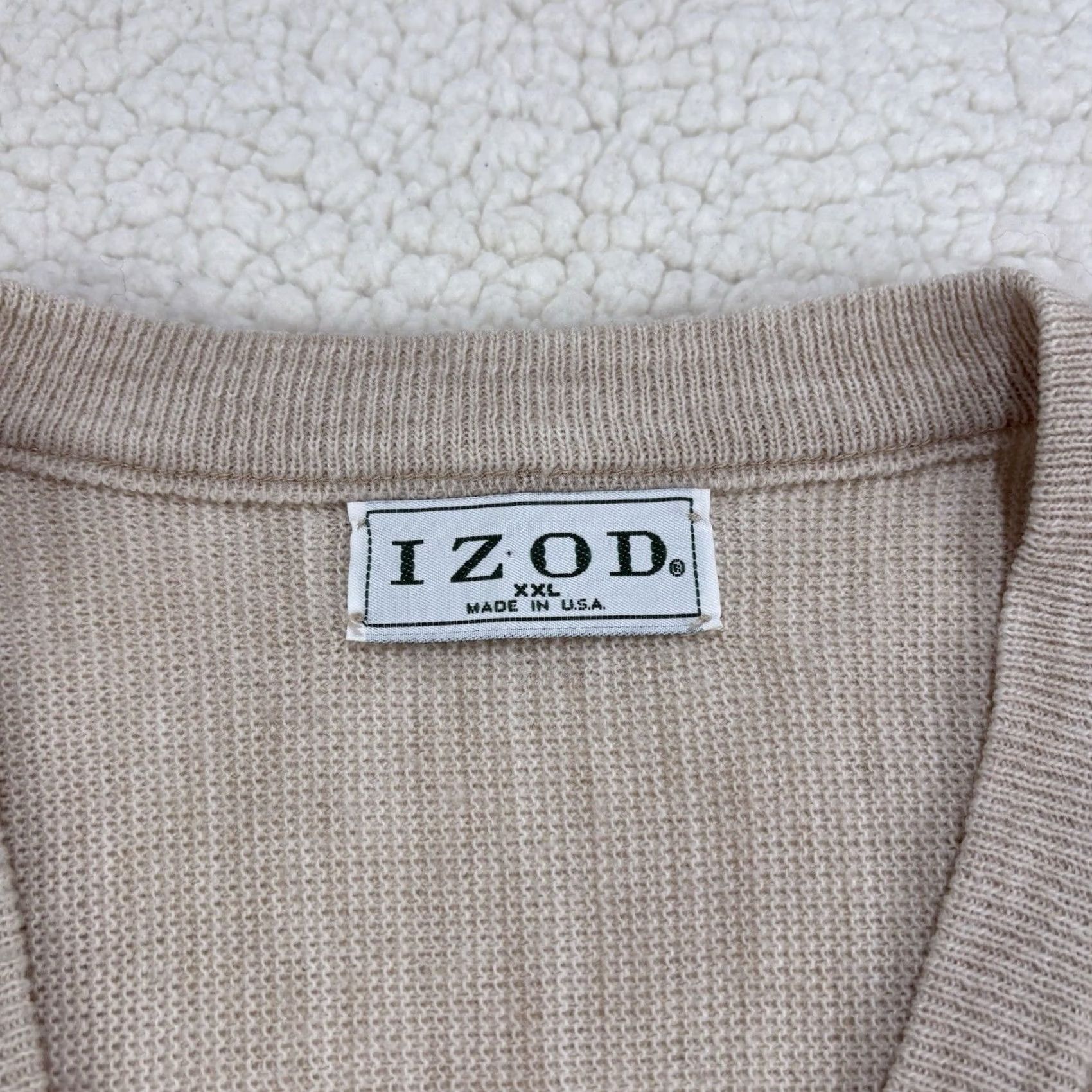 Izod VINTAGE IZOD Sweater Mens 2XL Pullover V-Neck Acrylic Golf Crest USA Oatmeal Beige Size US XXL / EU 58 / 5 - 4 Thumbnail
