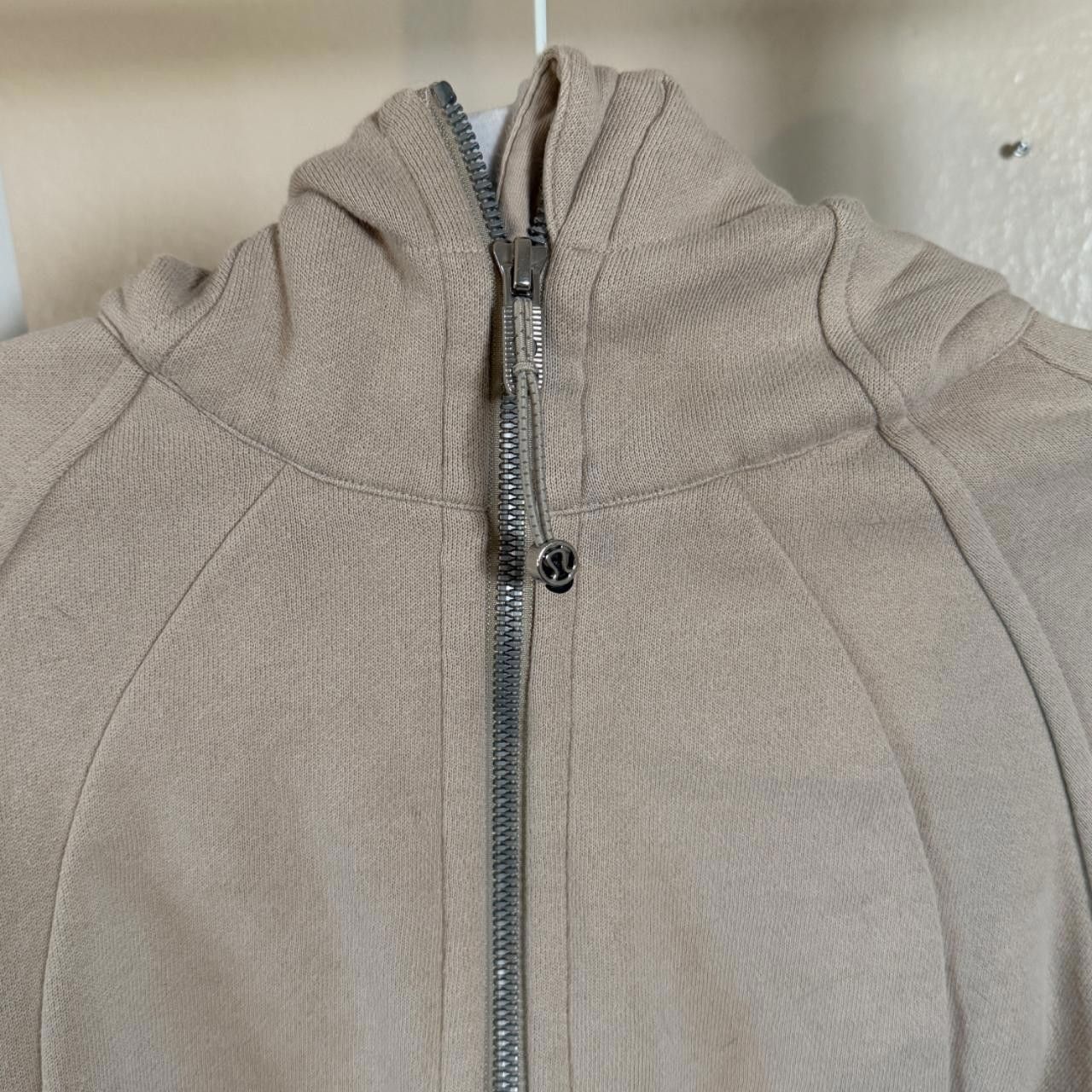 Designer tan LULULEMON crpped zip up scuba🤎 Size S / US 4 / IT 40 - 2 Thumbnail
