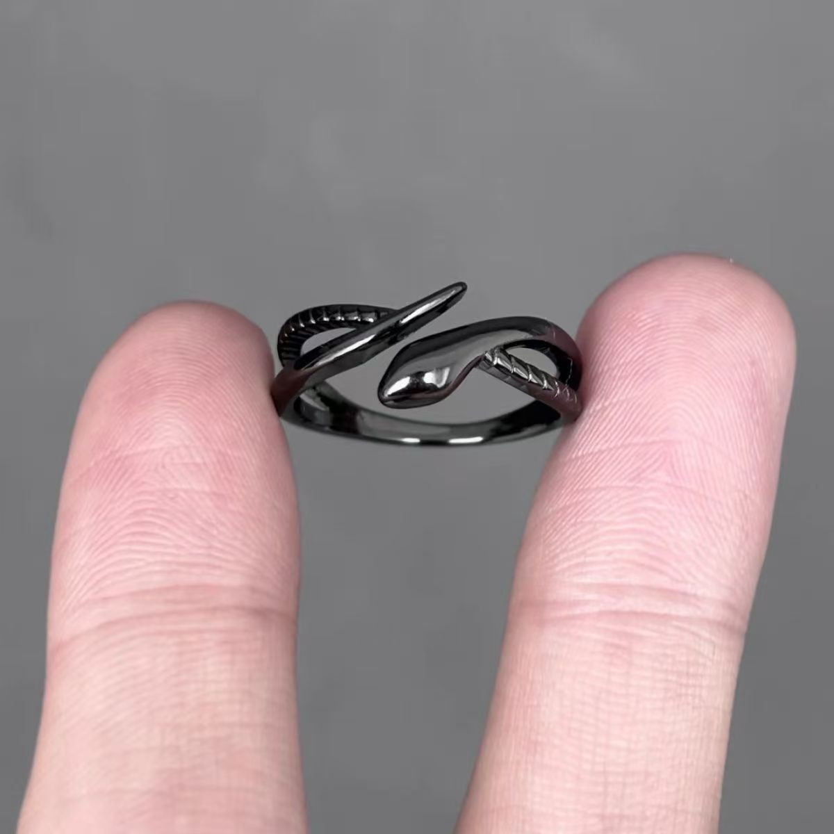 VIBE Retro Punk Rope Snake Black Ring Size ONE SIZE - 3 Thumbnail
