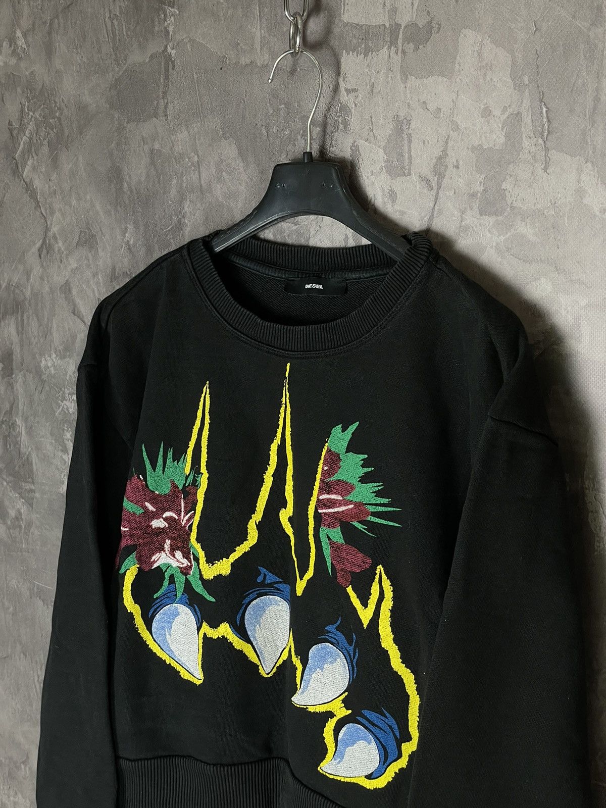 Diesel Diesel Avant Garde “Monster Hand” full print crop sweatshirt Size M / US 6-8 / IT 42-44 - 6 Thumbnail