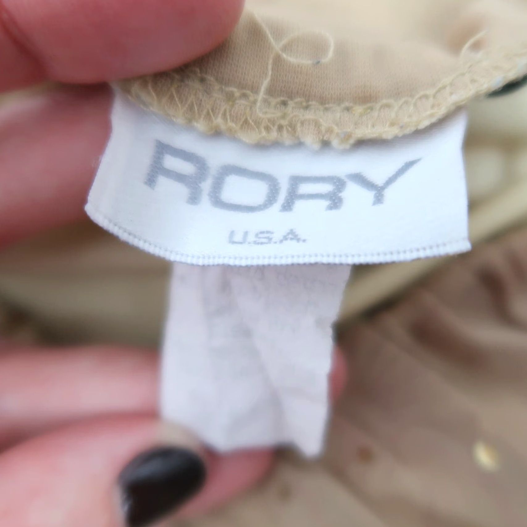 Vintage VINTAGE Rory gold tan satin sparkly mini party dress S Dress Women's 1990s 90s Sleeveless Short Sparkly Party Cocktail Formal# Size S / US 4 / IT 40 - 6 Thumbnail