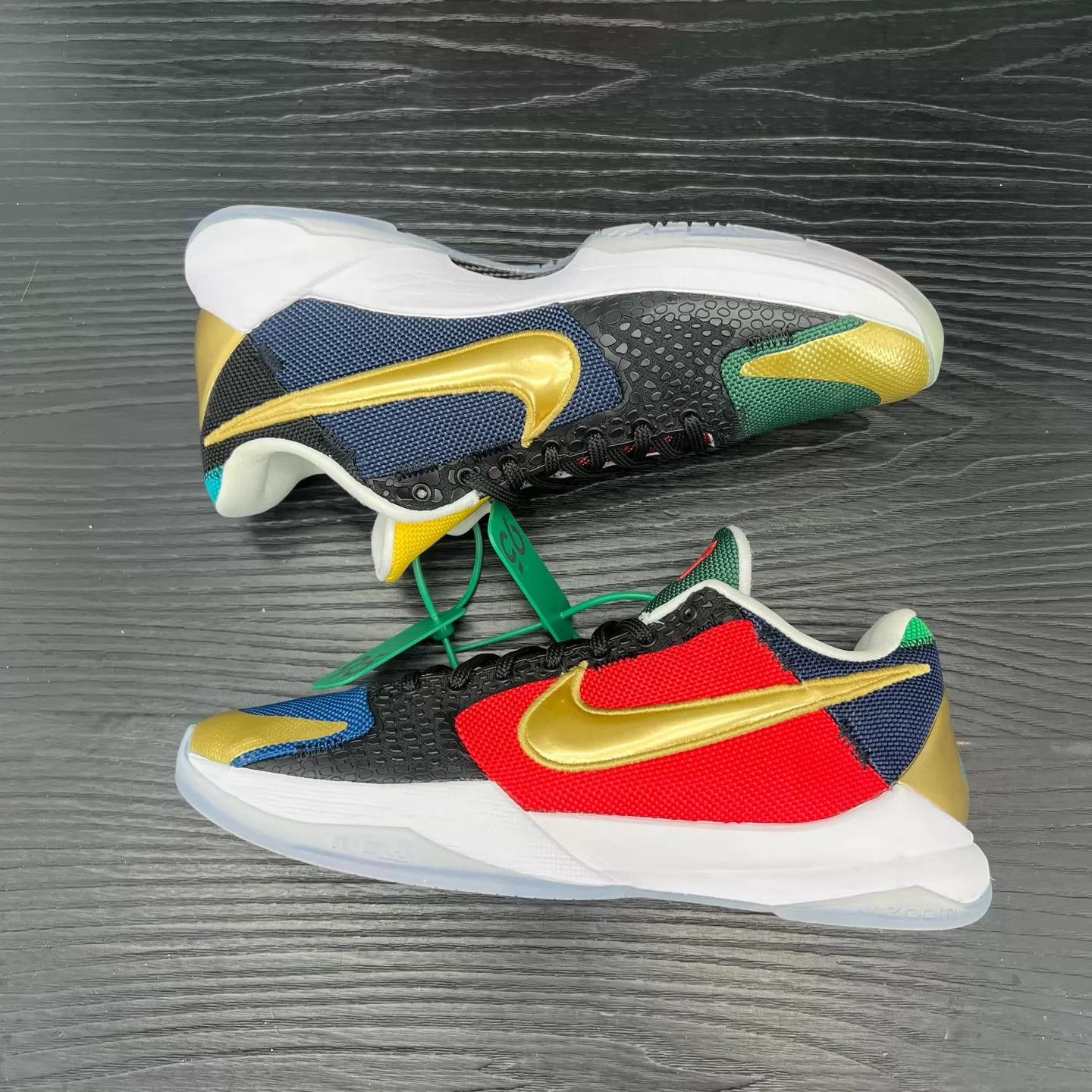 Nike zk5 White/Red/Blue 41 Worn Once Size US 8 / EU 41 - 2 Thumbnail