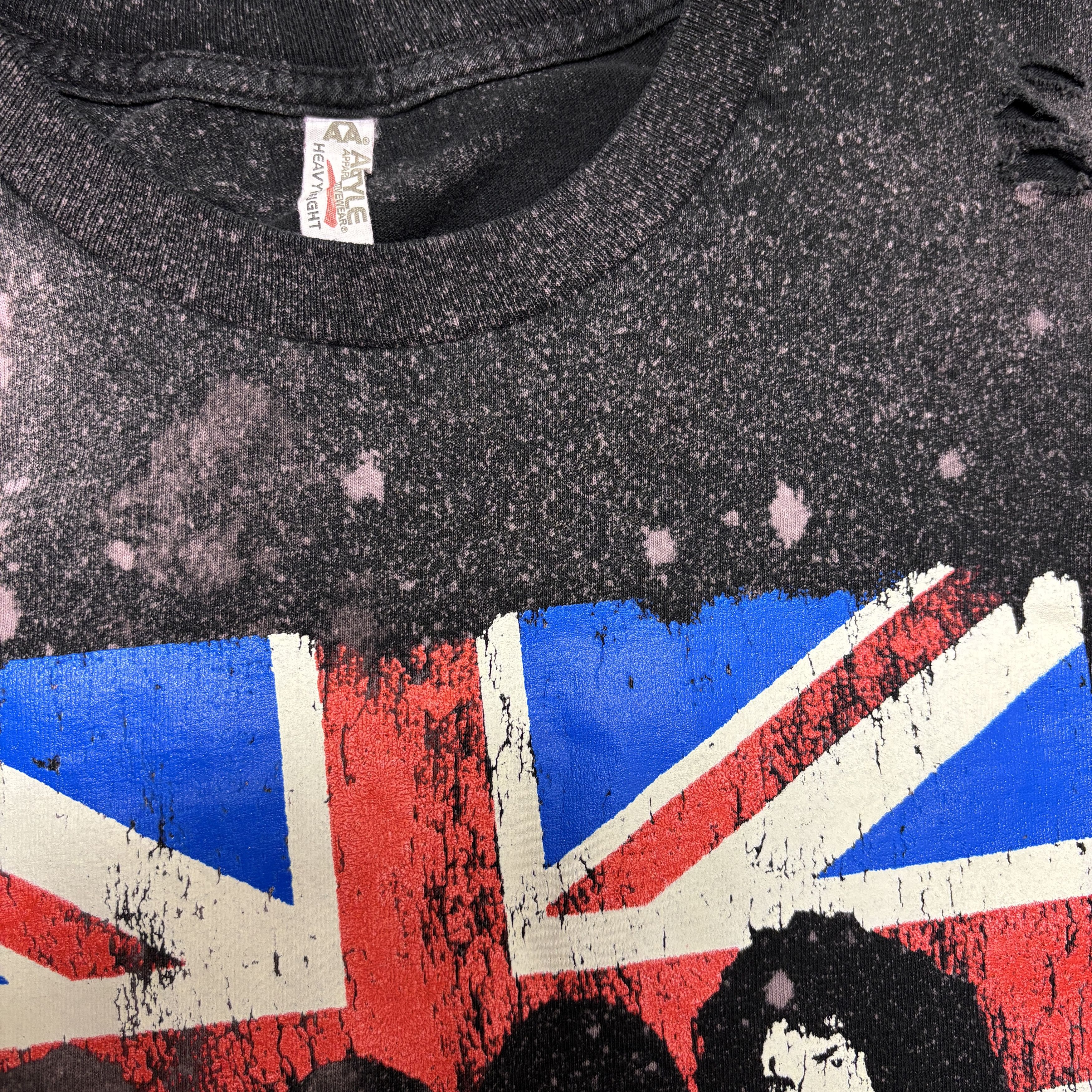 Band Tees × Vintage Queen Shirt Distressed Vintage Band Tees Freddie Mercury Size US L / EU 52-54 / 3 - 4 Thumbnail