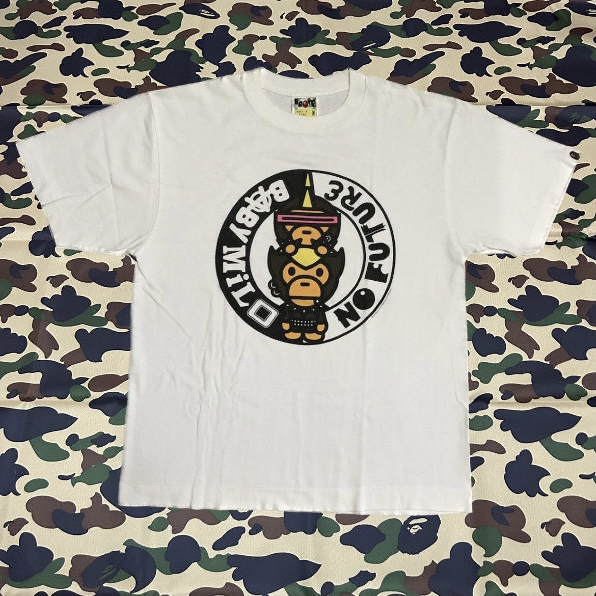 Bape Baby Milo No Future Tee Size US M / EU 48-50 / 2 - 1 Thumbnail
