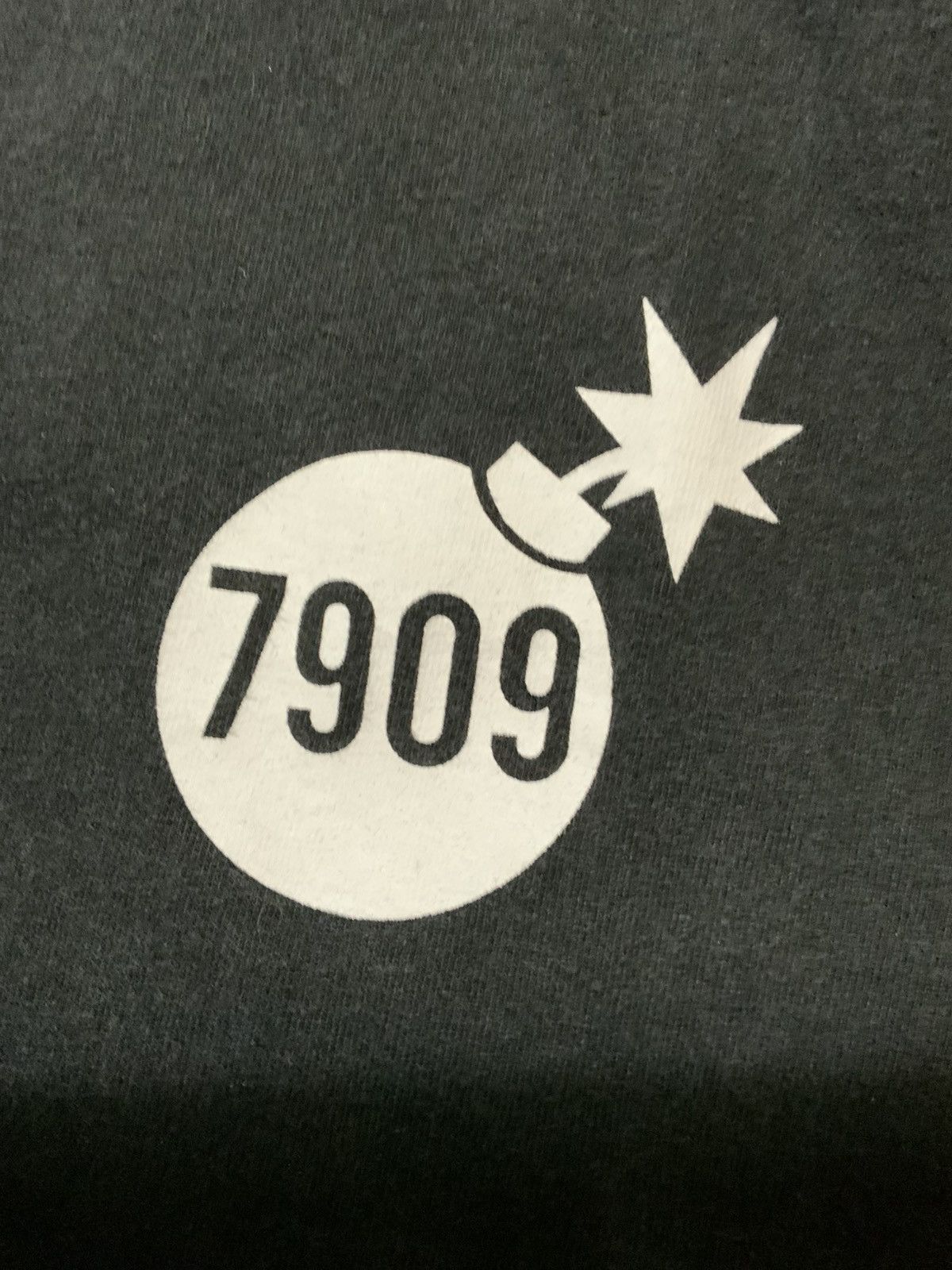 The Hundreds The Hundreds Adam Bomb Rosewood Store Exclusive L/S T-Shirt Size US S / EU 44-46 / 1 - 6 Thumbnail