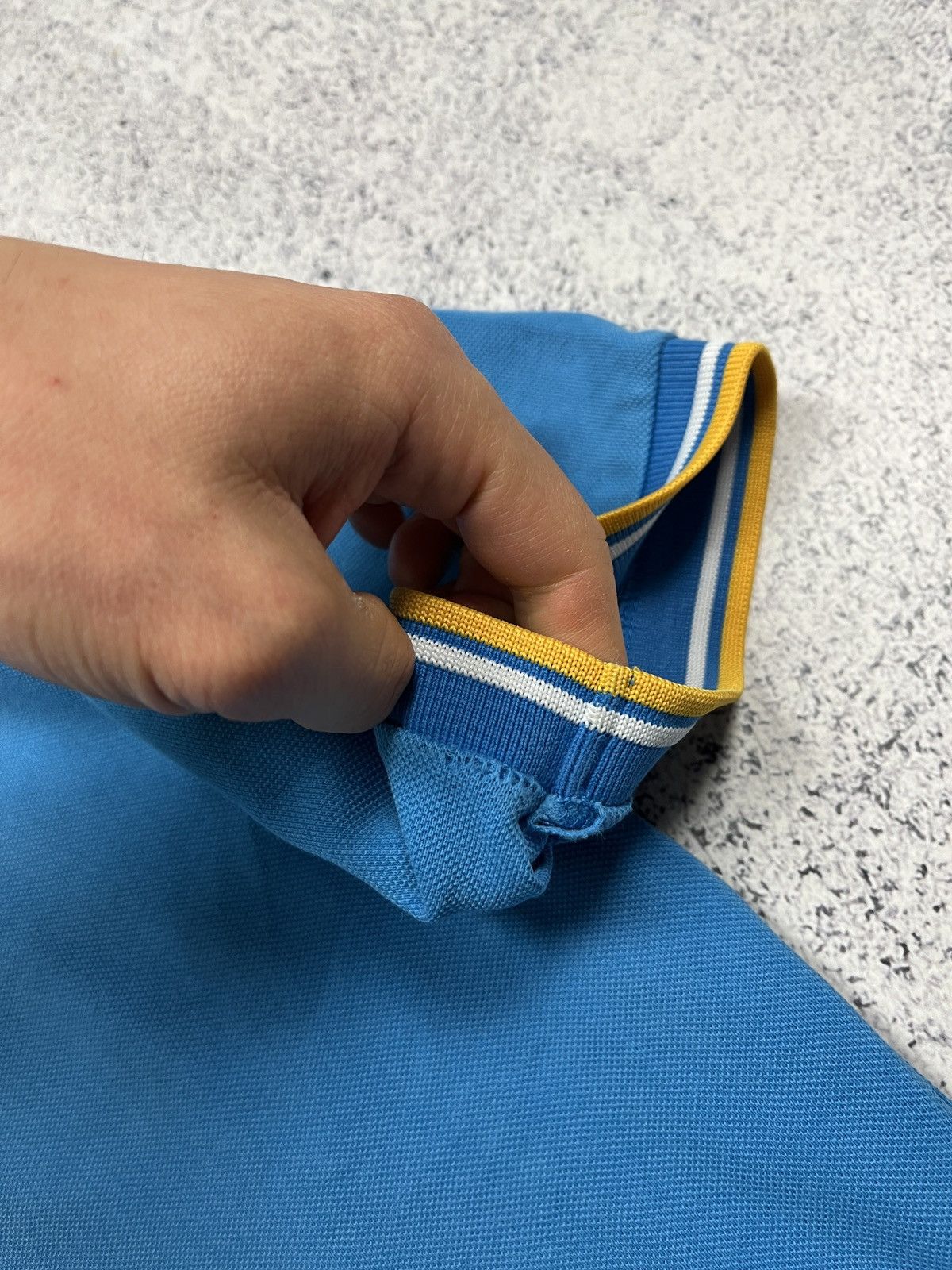 Fred Perry Fred Perry Polo Shirt Blue Yellow Casual Streetwear Hype Size US L / EU 52-54 / 3 - 9 Thumbnail