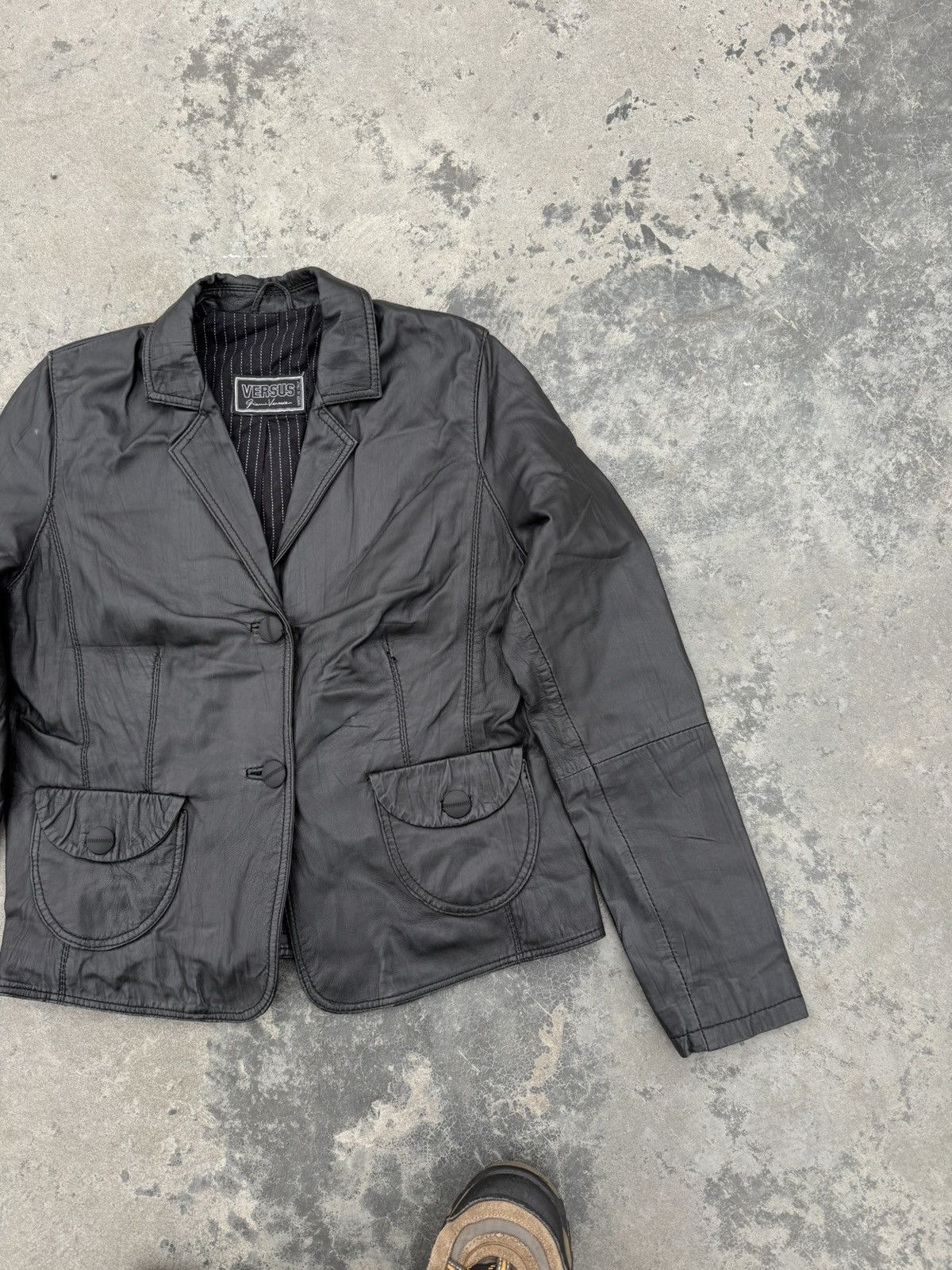 Versus Versace Versus Versace Real Leather Old many Y2k Jacket Size M / US 6-8 / IT 42-44 - 9 Thumbnail