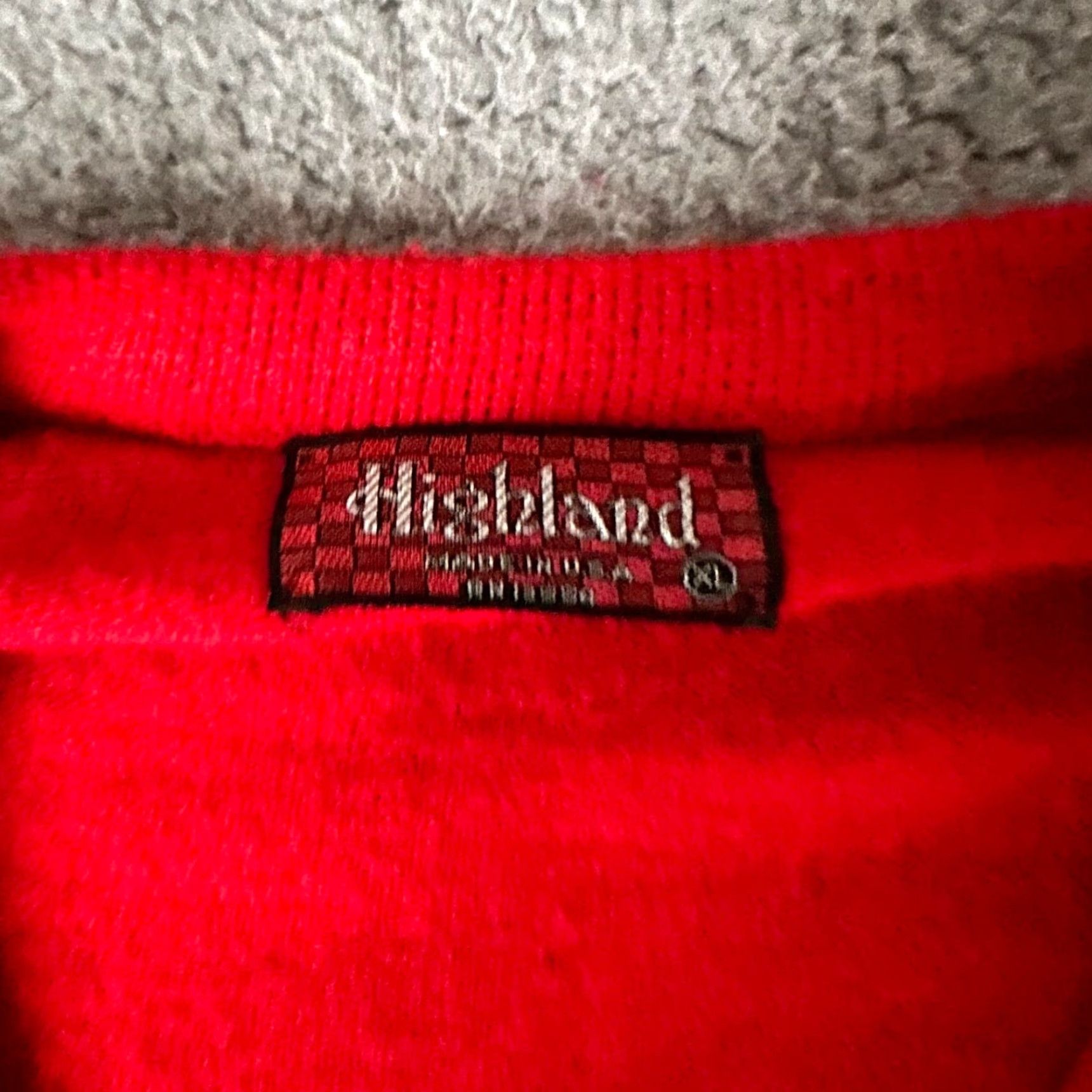 Highland 2000 VINTAGE Highland Sweater Mens XL Red Knit V-Neck Pullover 80s All Seasons Short Description: 70s Theme (Note: Abbreviations kept as in original) Size US XL / EU 56 / 4 - 4 Thumbnail