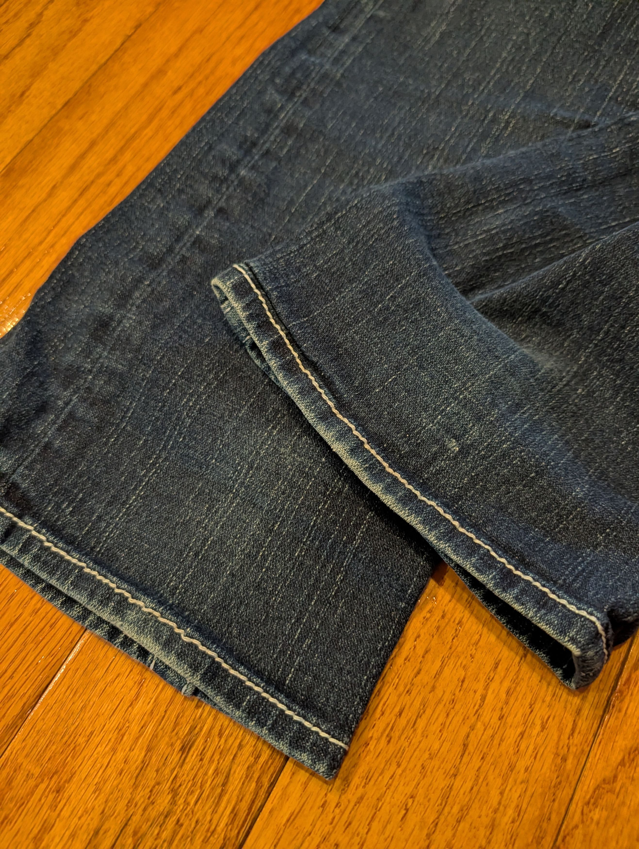 True Religion True Religion Joey Super T Bootcut Jeans Made USA Women’s Size 30" / US 8 / IT 44 - 3 Thumbnail