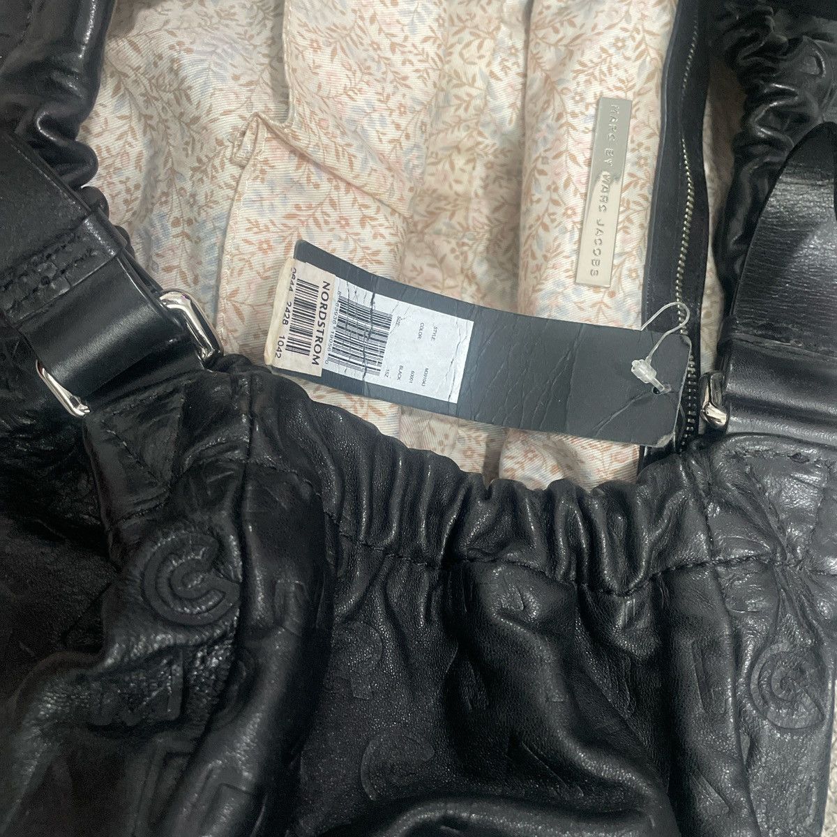 Marc Jacobs Black Leather All around Print Marc Jacobs Bag Size ONE SIZE - 2 Thumbnail