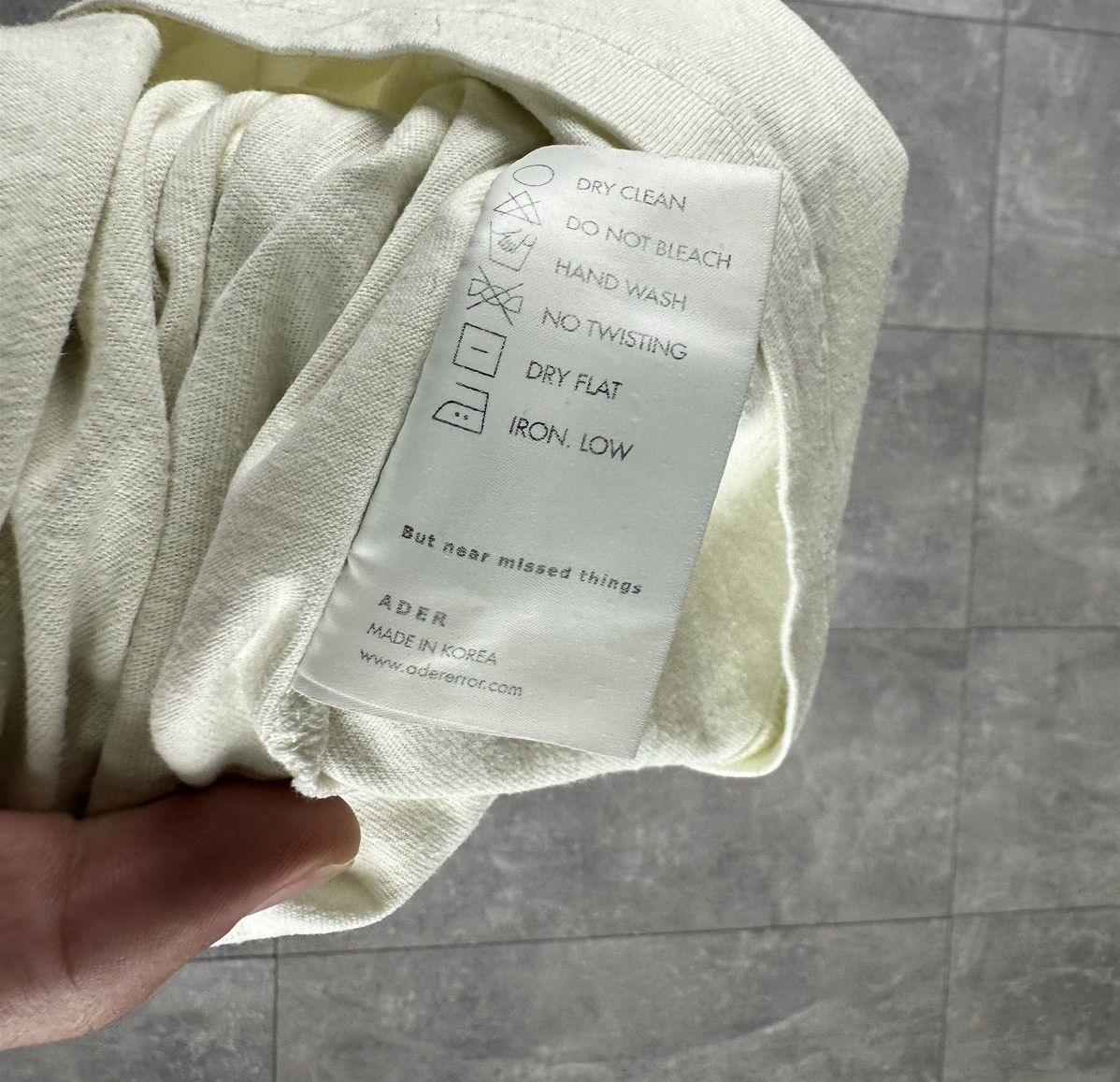 Ader Error Ade rerror 2019 Centr Logo Designer Korea T-Shit Size US L / EU 52-54 / 3 - 13 Thumbnail