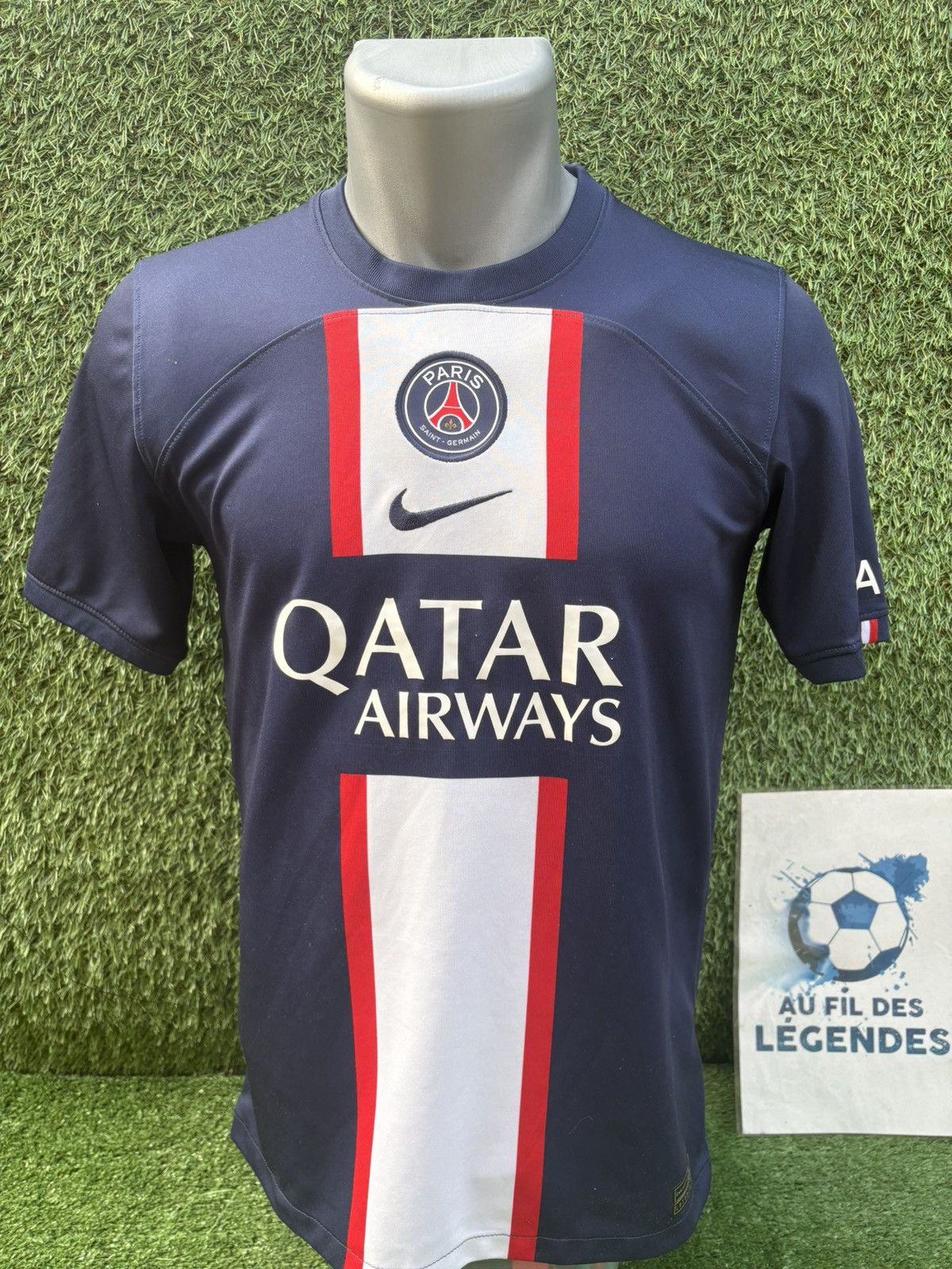Nike Jersey mbappe psg Size US XS / EU 42 / 0 - 2 Thumbnail