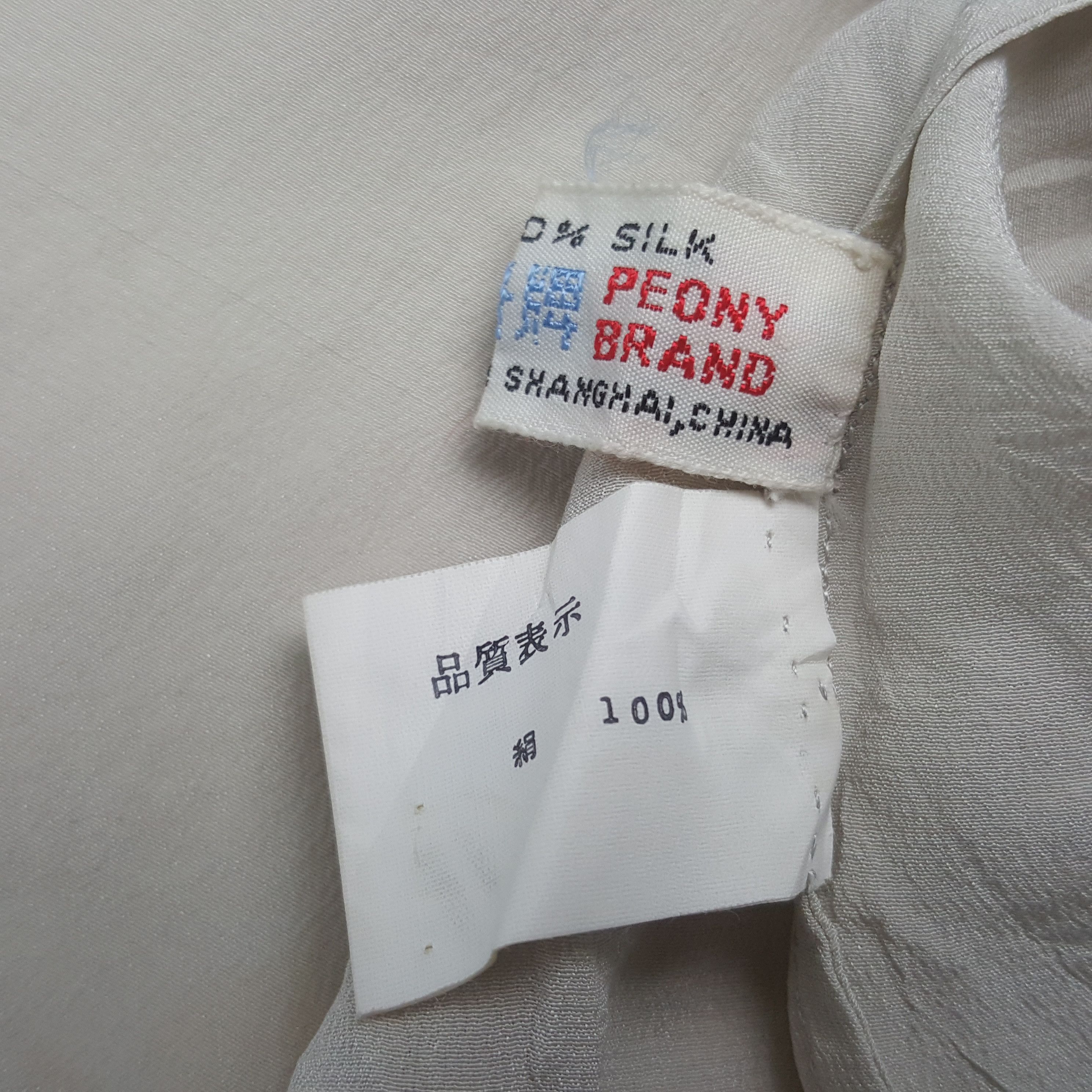 Comme des Garcons Vintage 90’s Comme des Garcons Silk Button Up Shirt Size M / US 6-8 / IT 42-44 - 8 Thumbnail