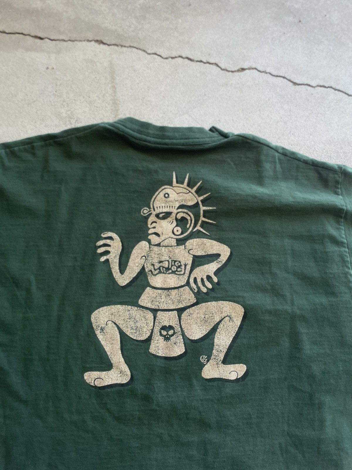 Vintage Vintage Sun Faded Secret Skin Aztec Alien Band t shirt Size US XL / EU 56 / 4 - 5 Preview