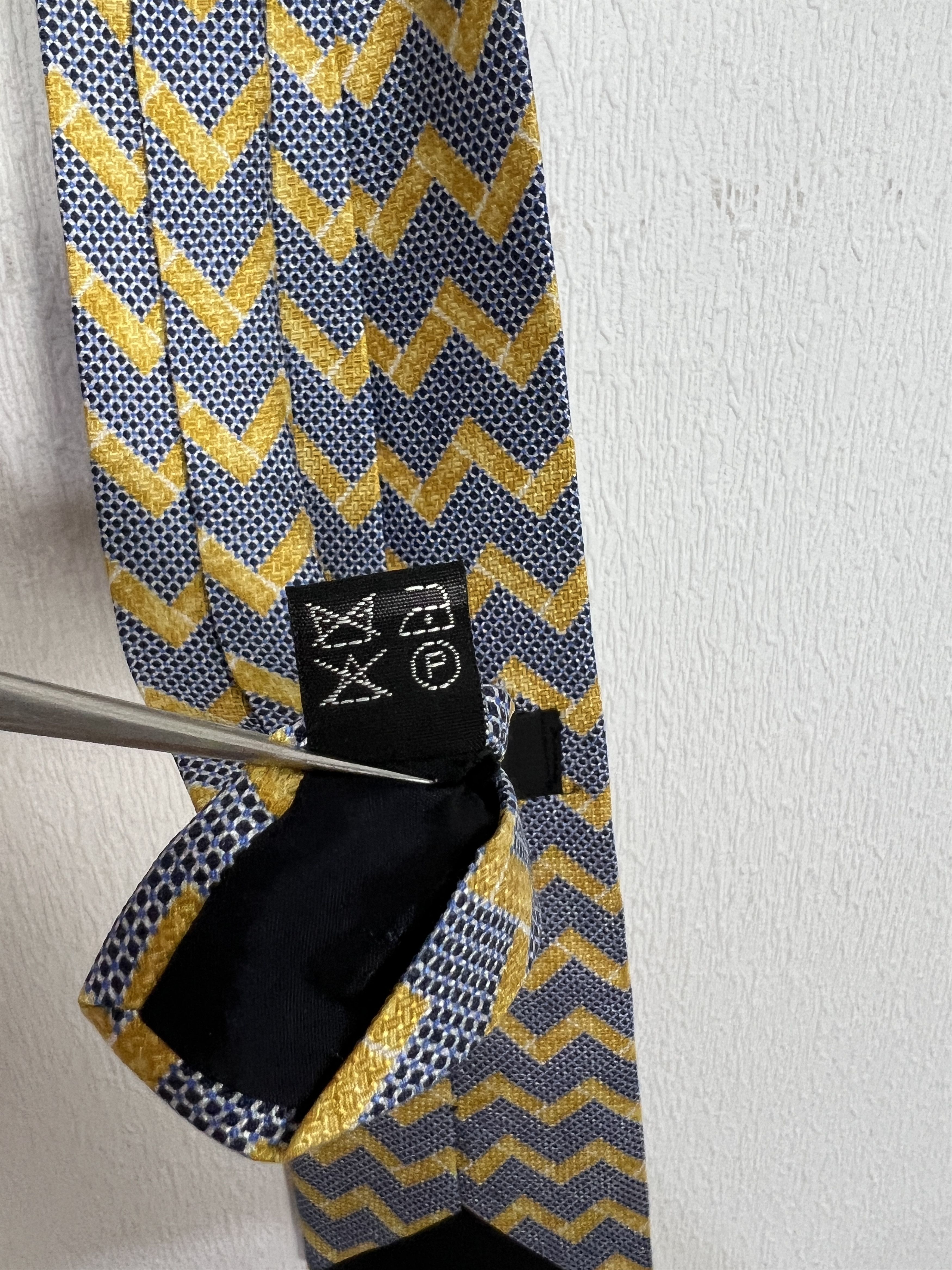 Saint Laurent Paris Yves Saint Laurent D12 Silk Tie Navy & Yamabuki Yellow Adult Size ONE SIZE - 8 Thumbnail