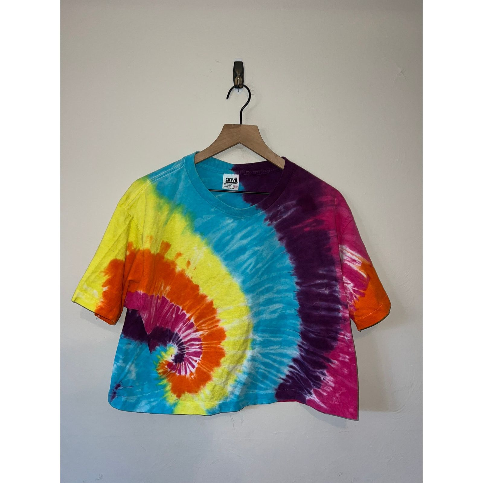 Anvil Womens Vintage Tie Dye Shirt Anvil Tee Crop Top VTG 90s OS Size L / US 10 / IT 46 - 1 Thumbnail