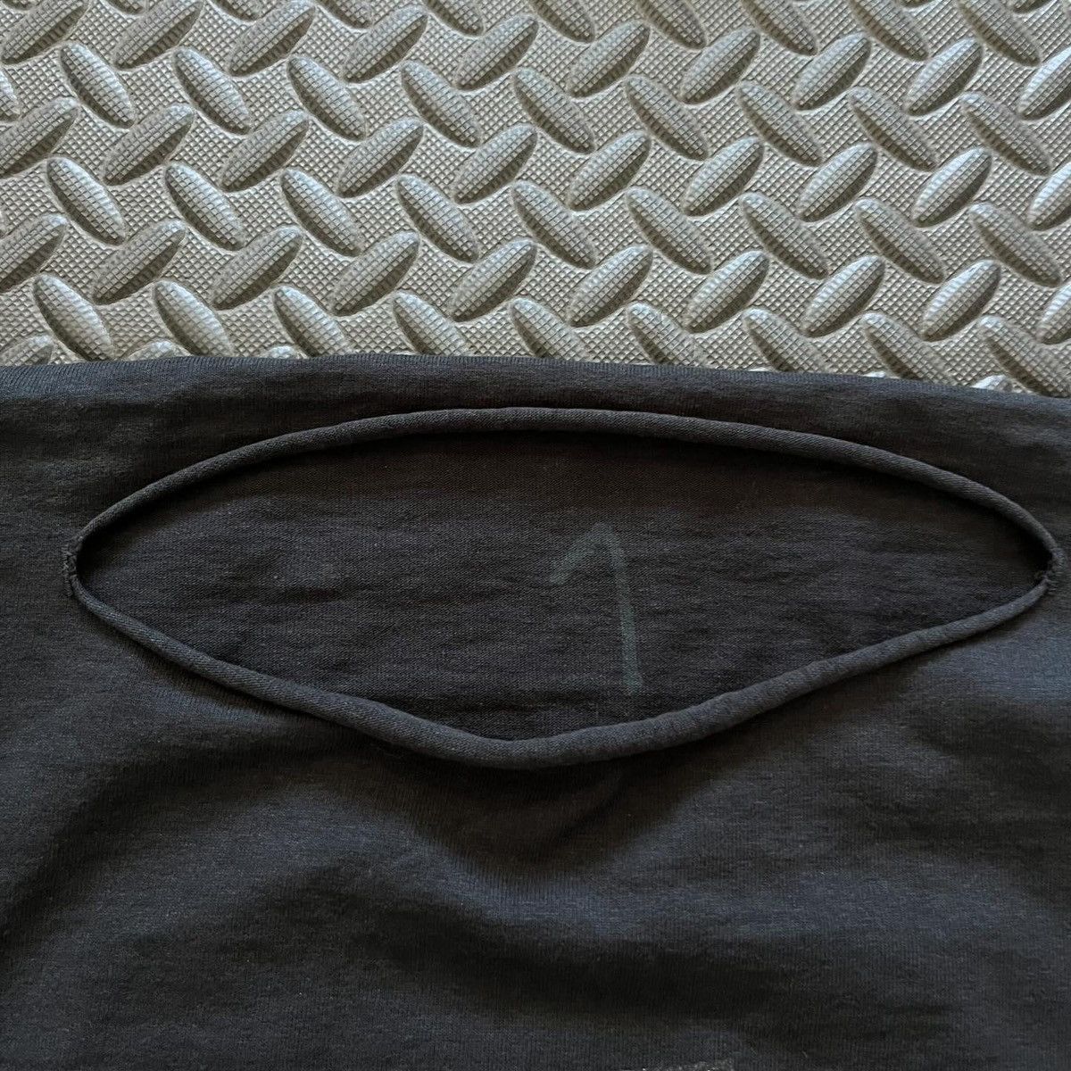 Kanye West LONGSLEEVE KANYE WEST VULTURES BLACK Size US M / EU 48-50 / 2 - 5 Thumbnail
