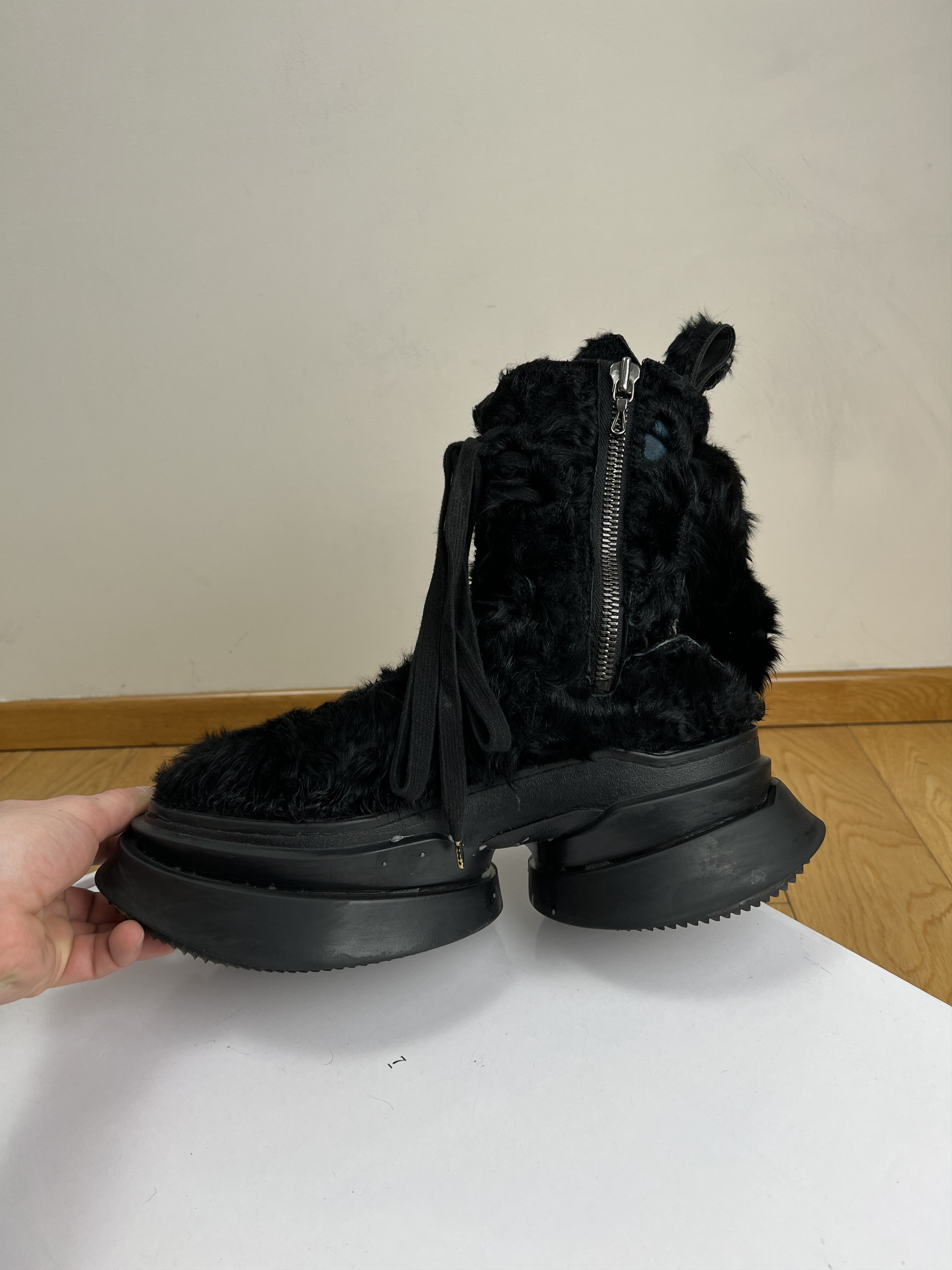 Julius Lamb Hair Shell Boots Size US 10 / EU 43 - 15 Thumbnail