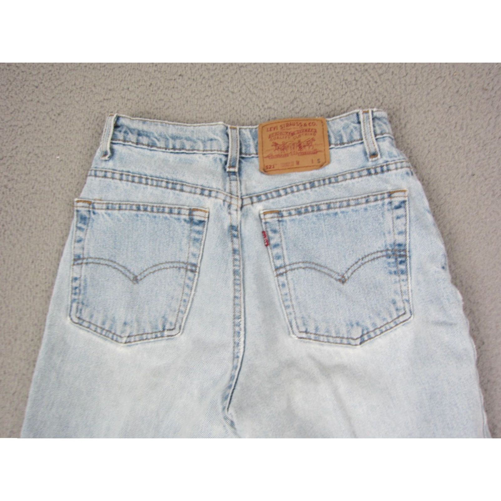 Levi's VINTAGE Levi's 521 Jeans Womens 27x25 Blue Denim Tapered 10 Petite Made in USA Size 32" / US 10 / IT 46 - 2 Thumbnail