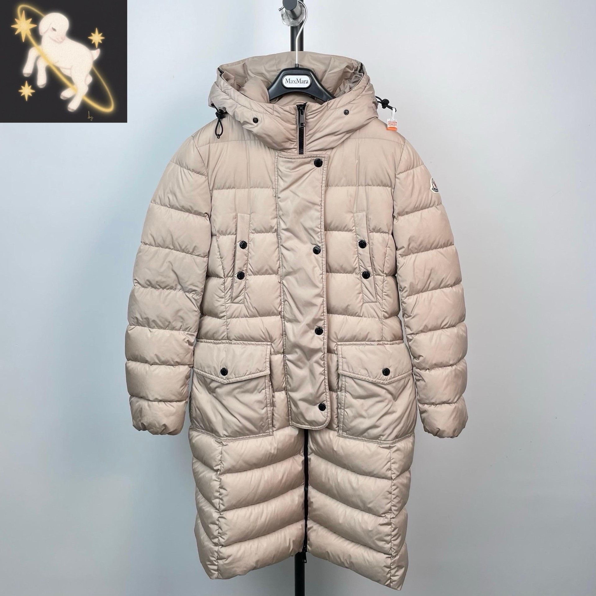 Moncler Moncler Down Jacket 36 Women Size S / US 4 / IT 40 - 1 Thumbnail